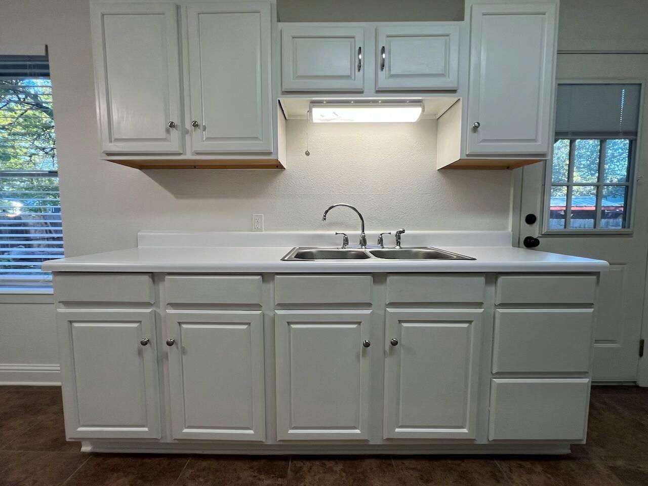 928 E 56th St, Austin, TX 78751