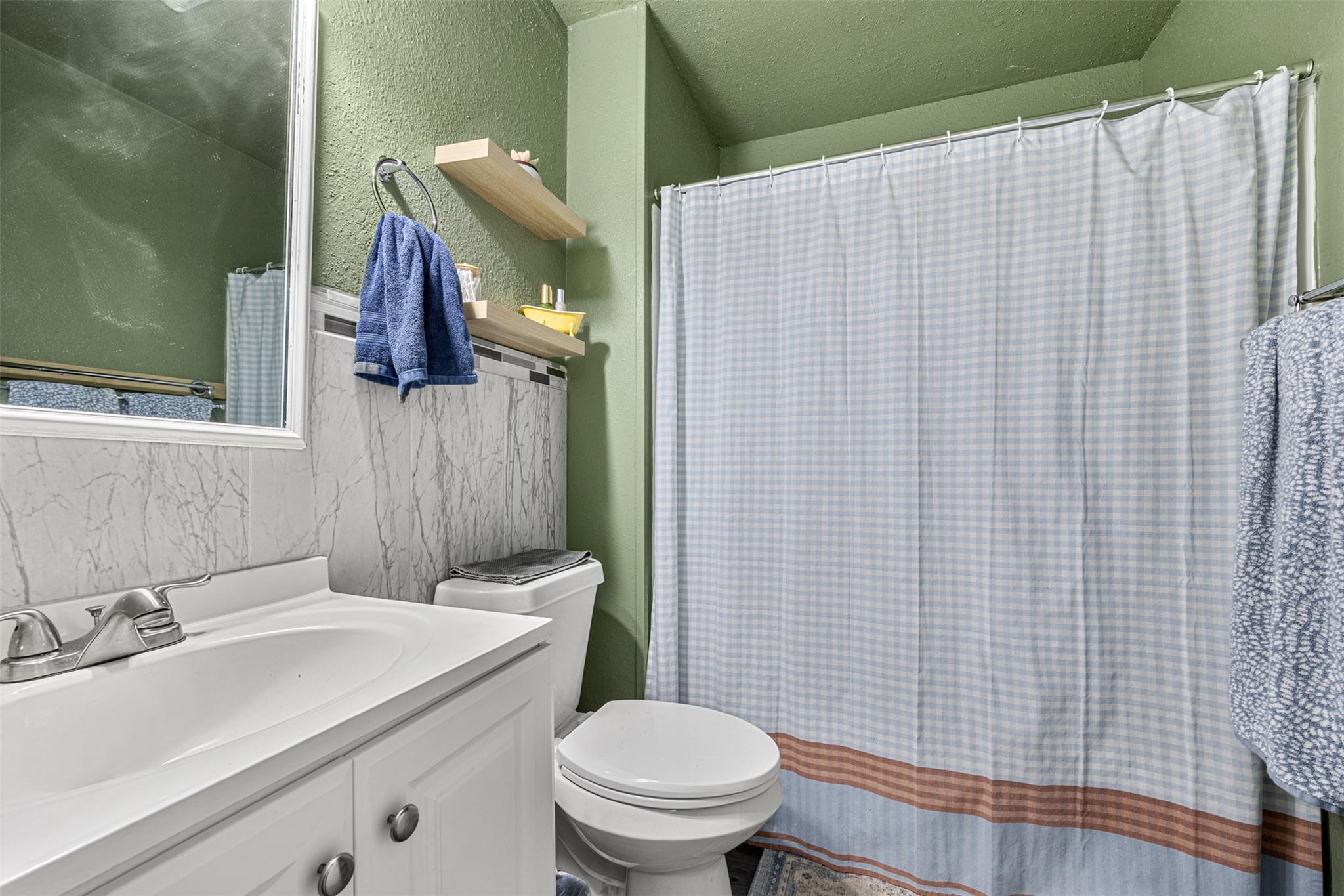 2113 Saunders St, Gatesville, TX 76528