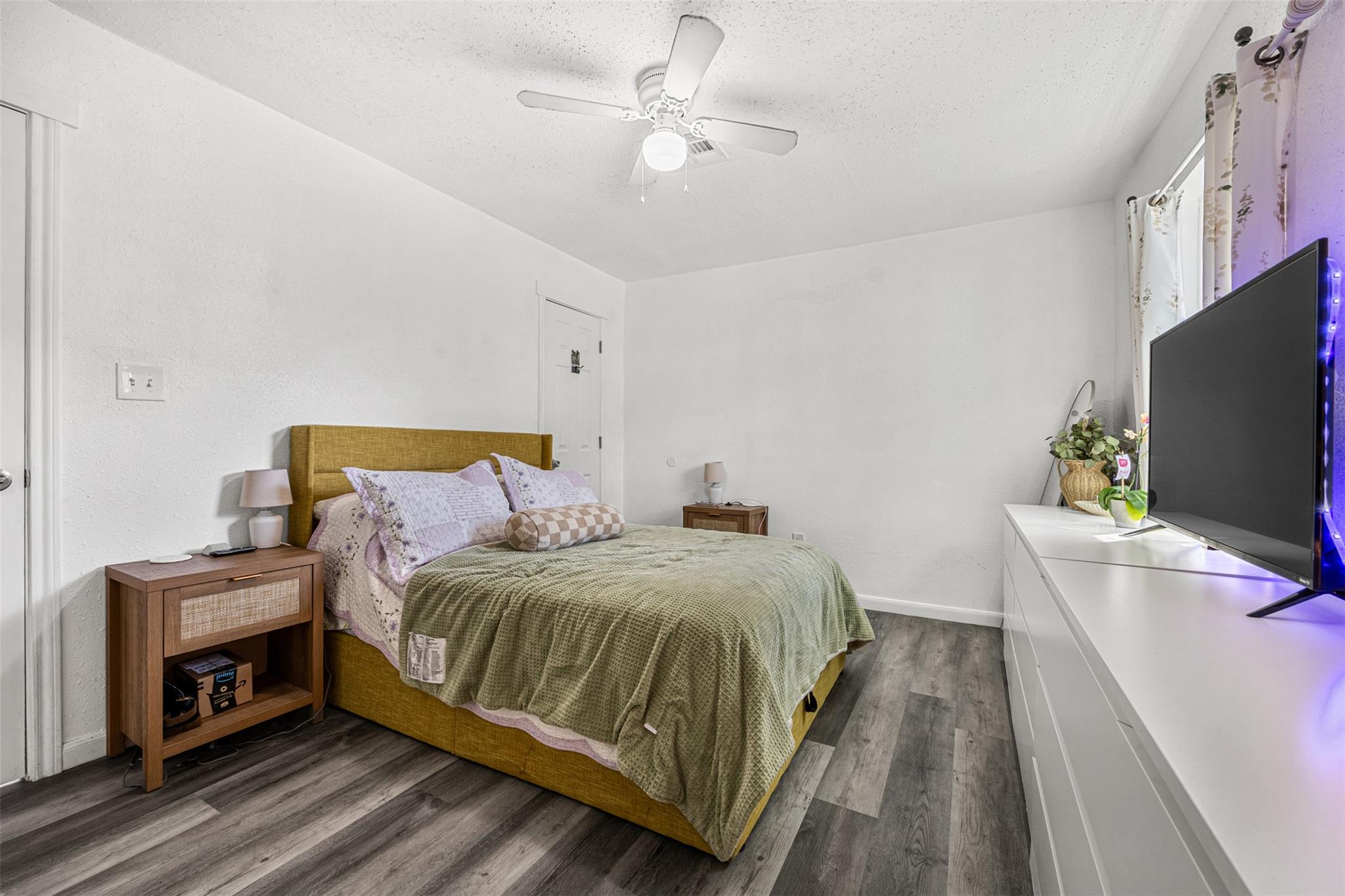 2113 Saunders St, Gatesville, TX 76528