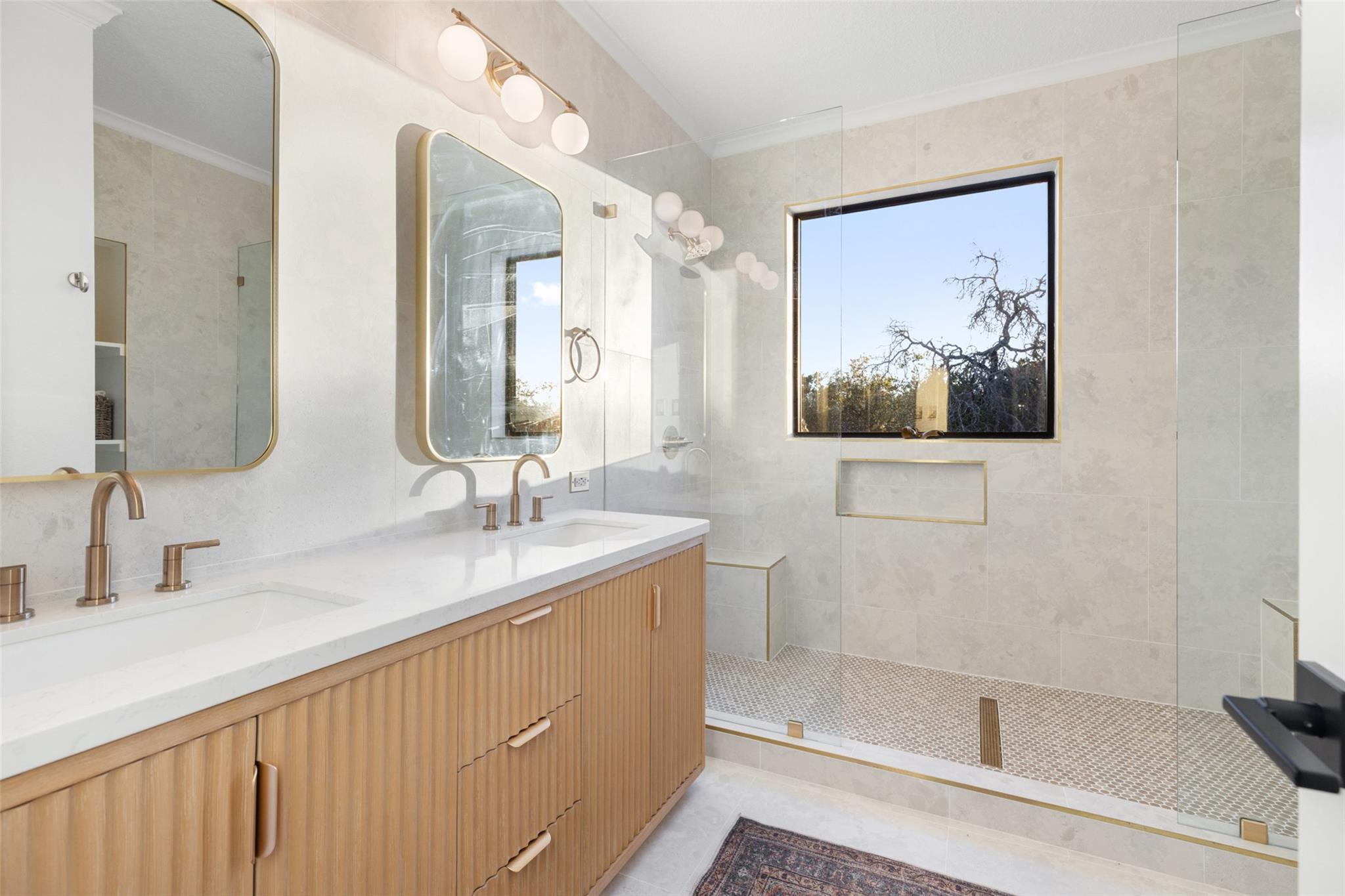 120 Oak Springs Dr, Dripping Springs, TX 78620