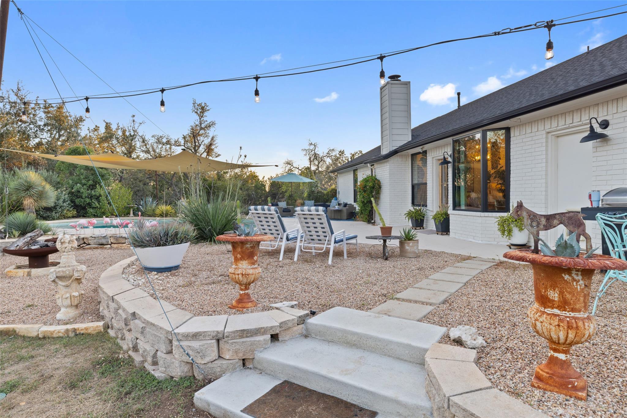 120 Oak Springs Dr, Dripping Springs, TX 78620