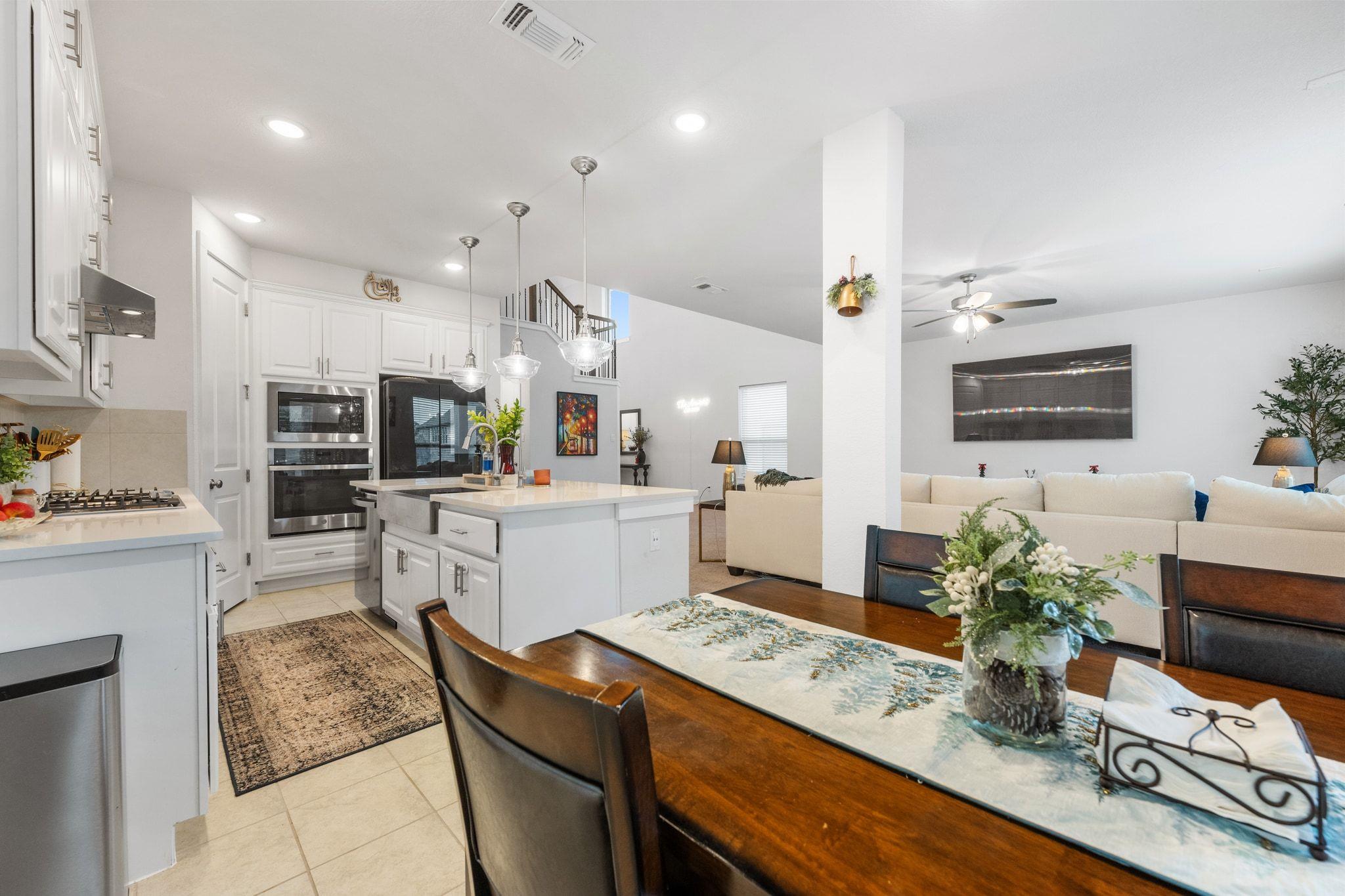 128 Three Oaks Ln, Georgetown, TX 78628