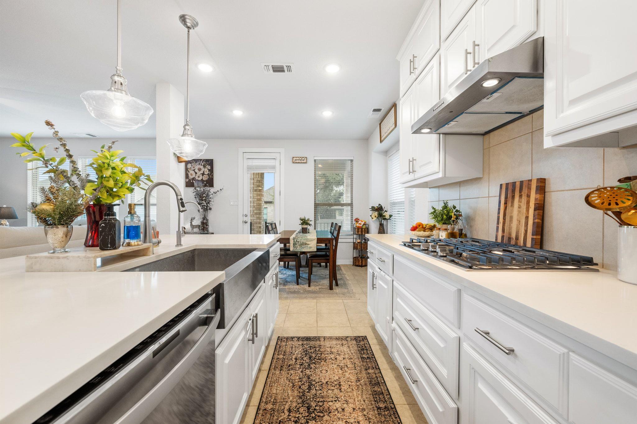 128 Three Oaks Ln, Georgetown, TX 78628