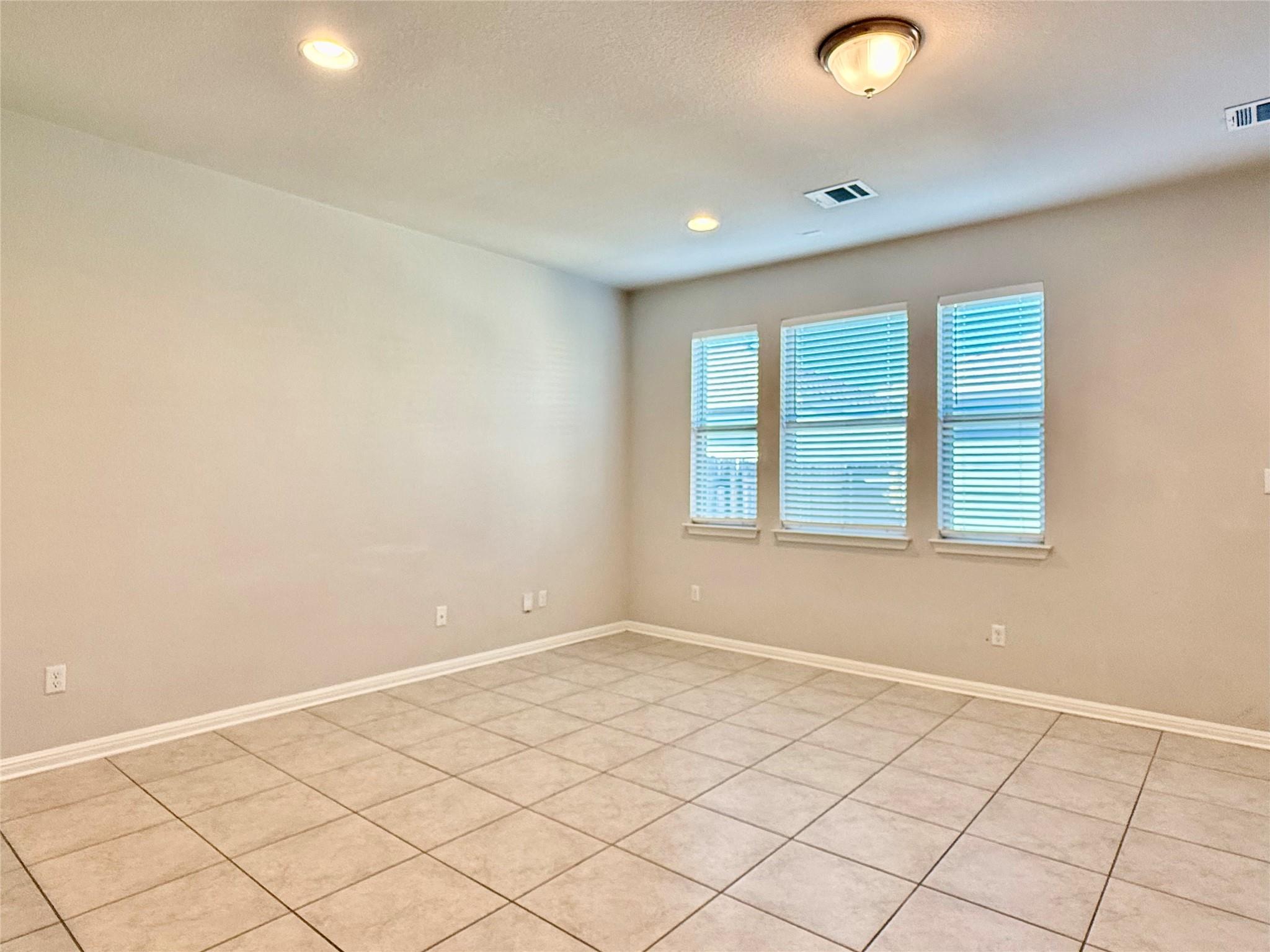 1941 Arendale Dr, Leander, TX 78641