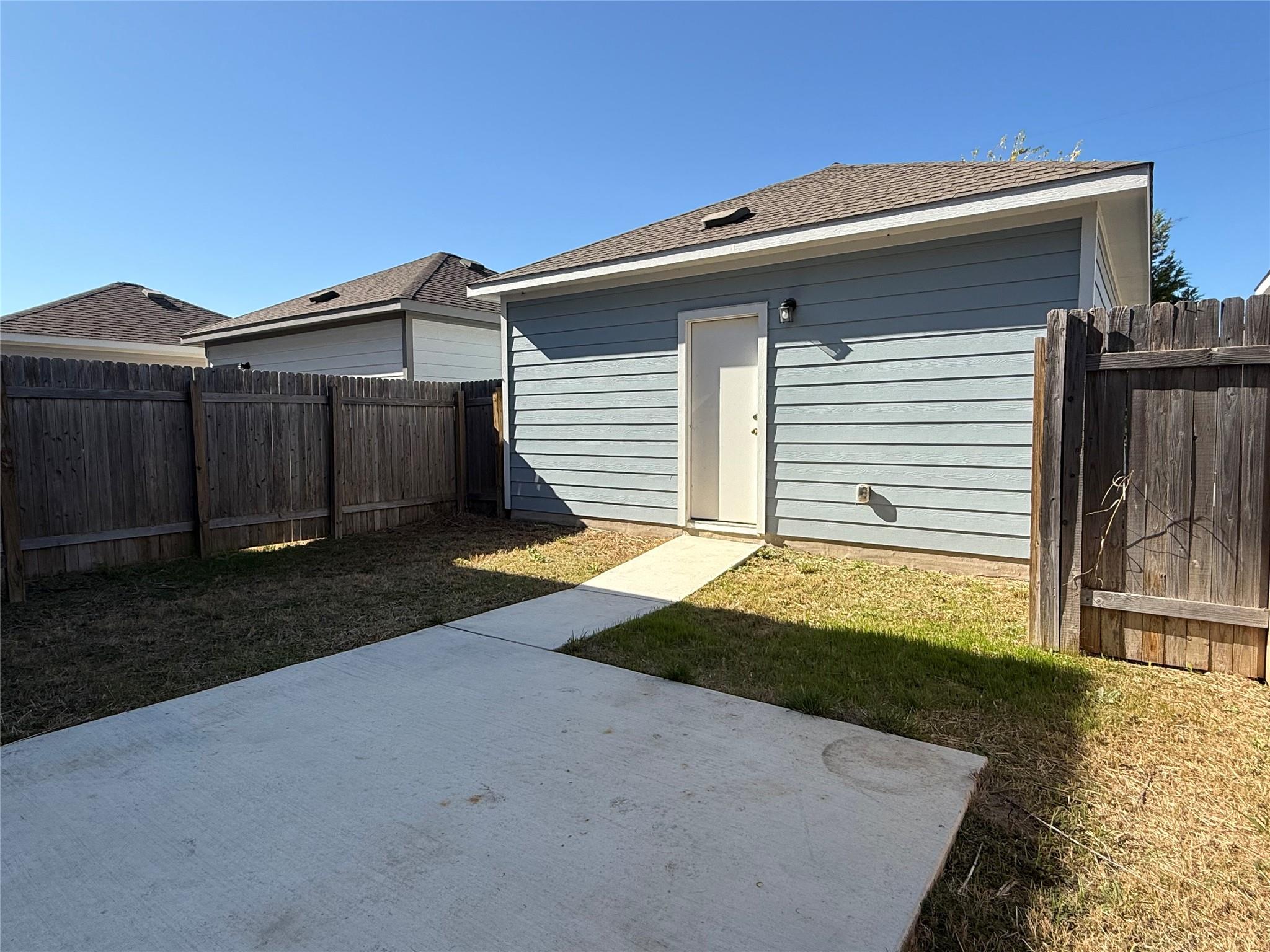 1941 Arendale Dr, Leander, TX 78641