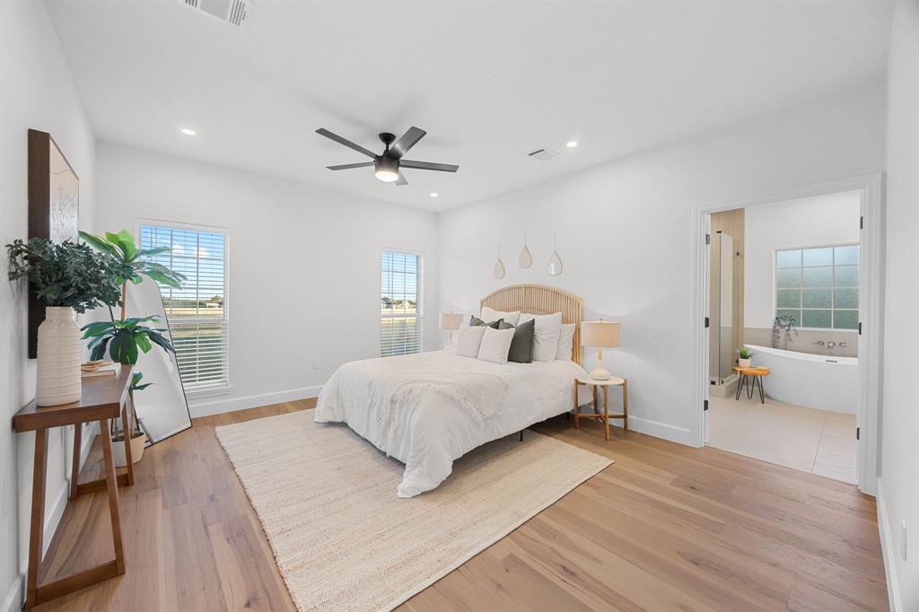 116 Oak Plaza Dr, Georgetown, TX 78628