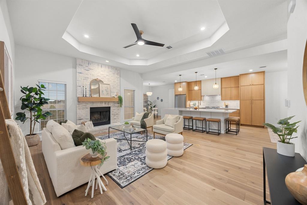 116 Oak Plaza Dr, Georgetown, TX 78628