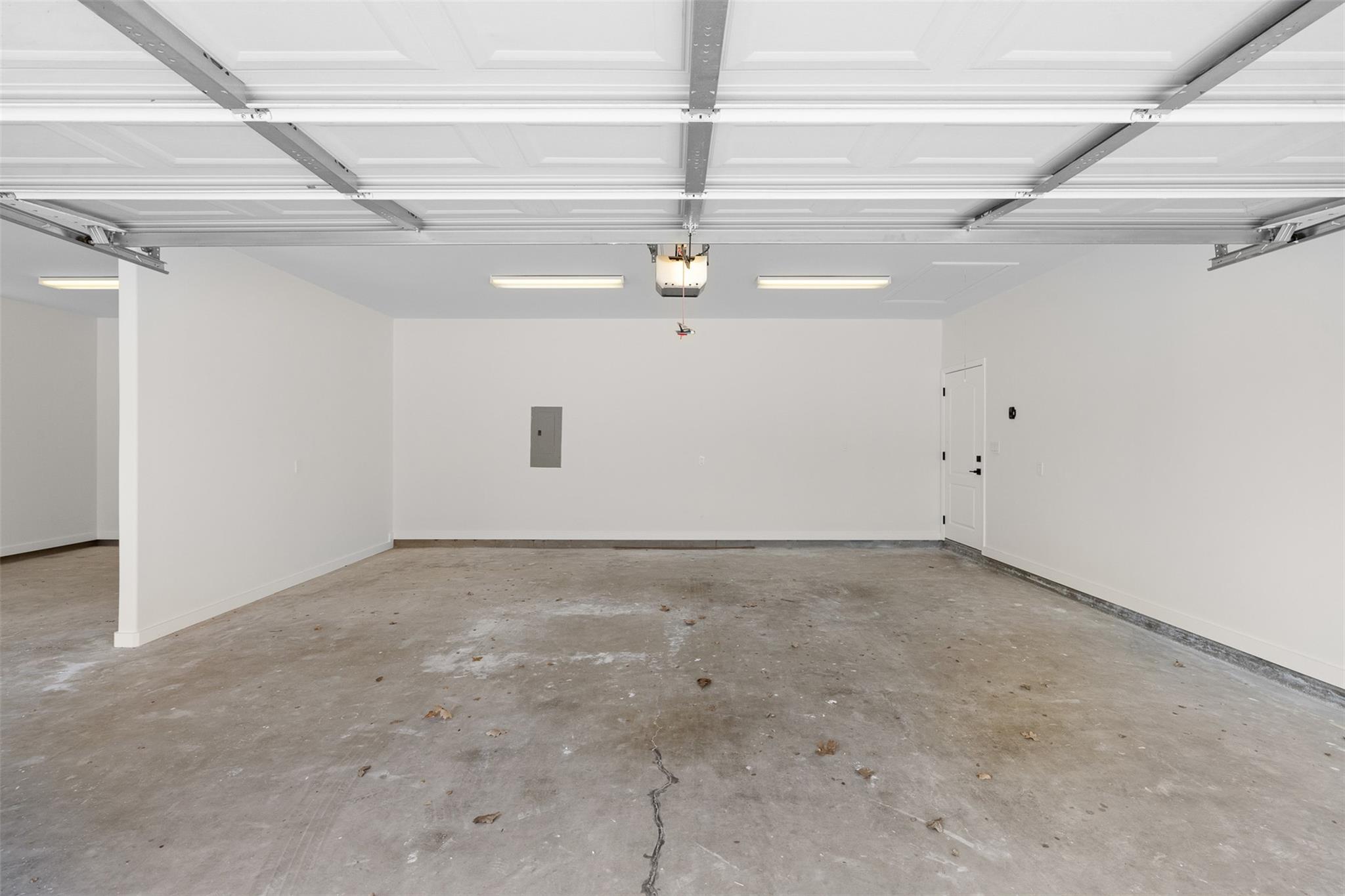 116 Oak Plaza Dr, Georgetown, TX 78628