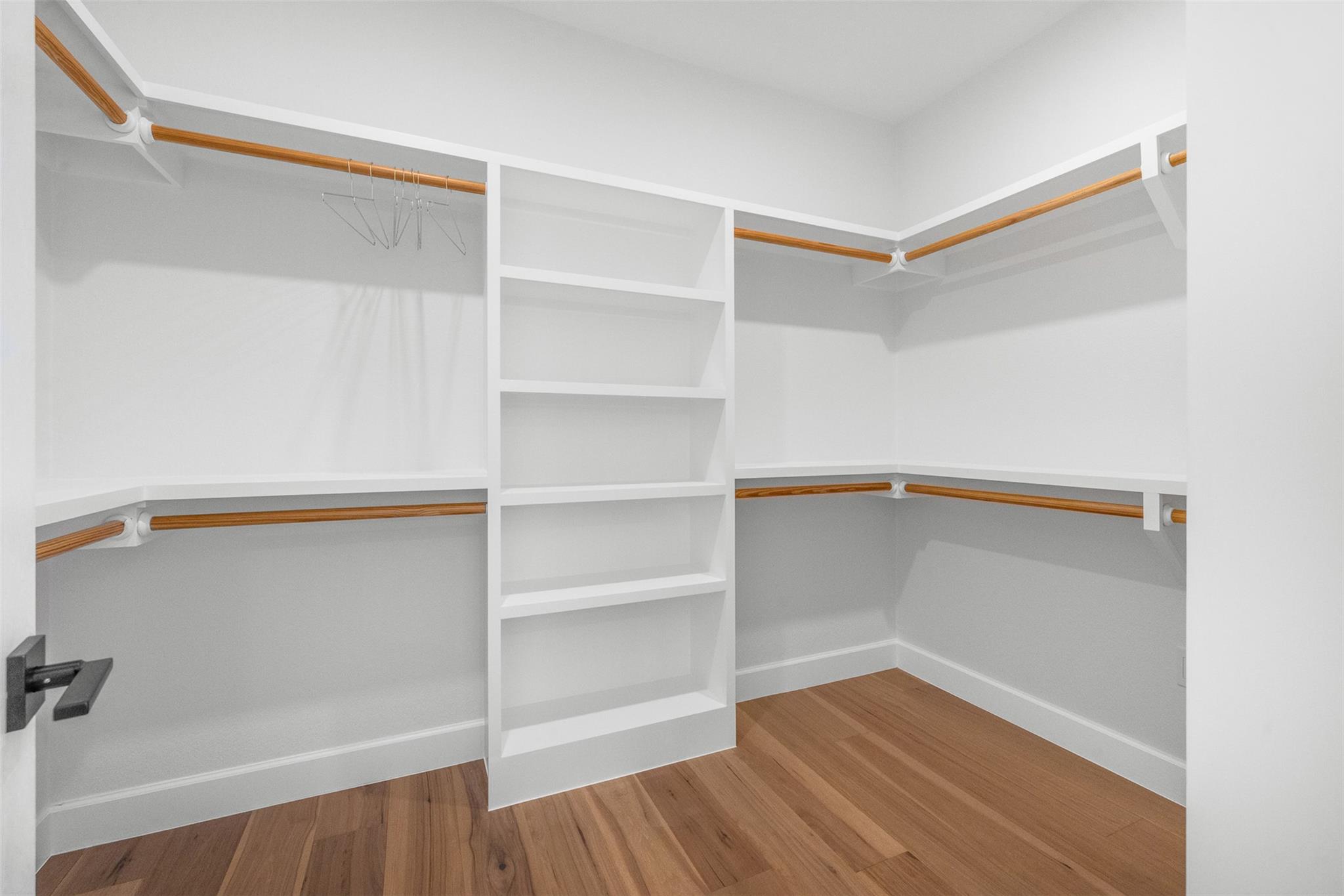 116 Oak Plaza Dr, Georgetown, TX 78628