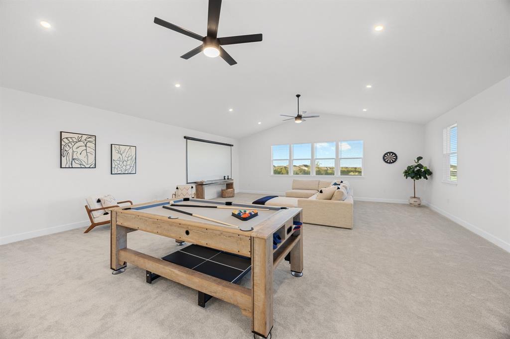 116 Oak Plaza Dr, Georgetown, TX 78628