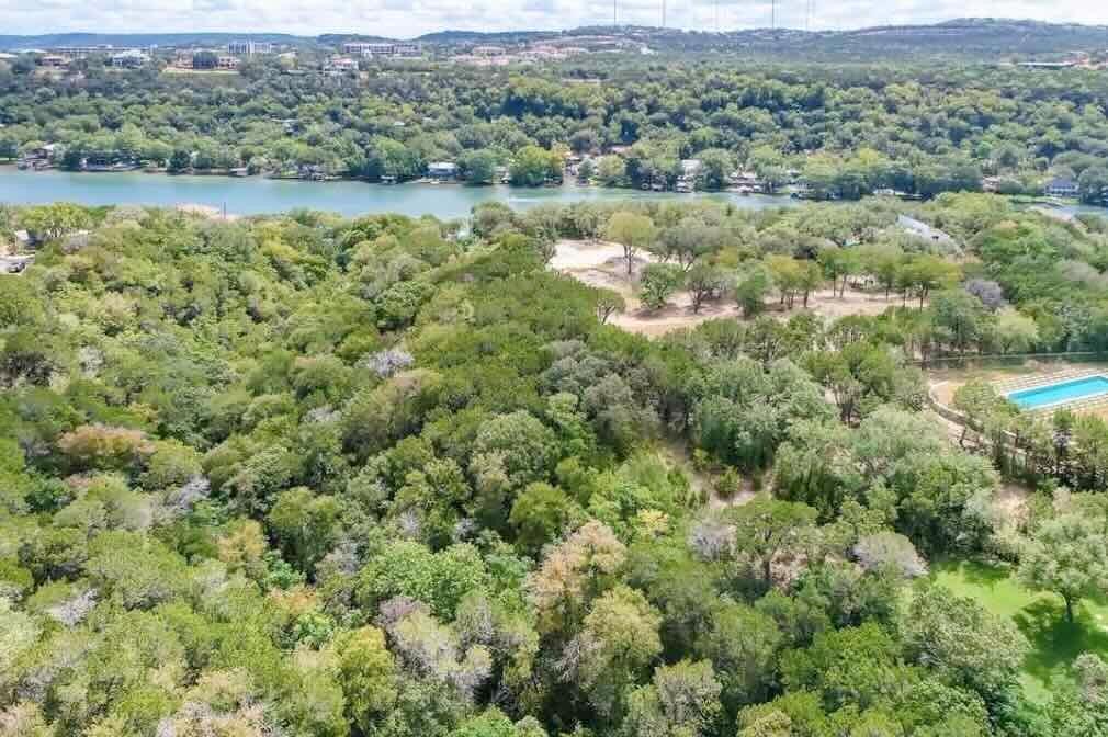 7100 Bowditch Dr, Austin, TX 78730