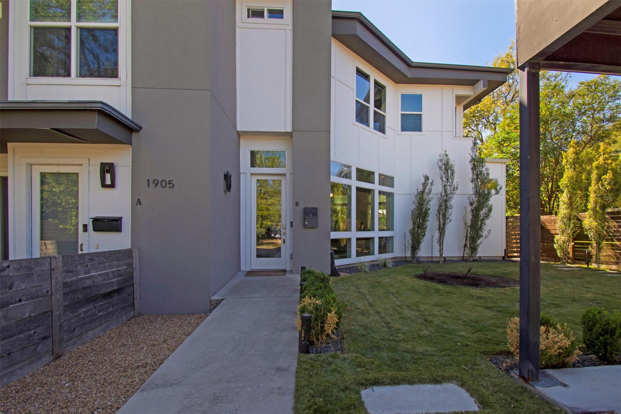 1905 Alegria Rd # B, Austin, TX 78757