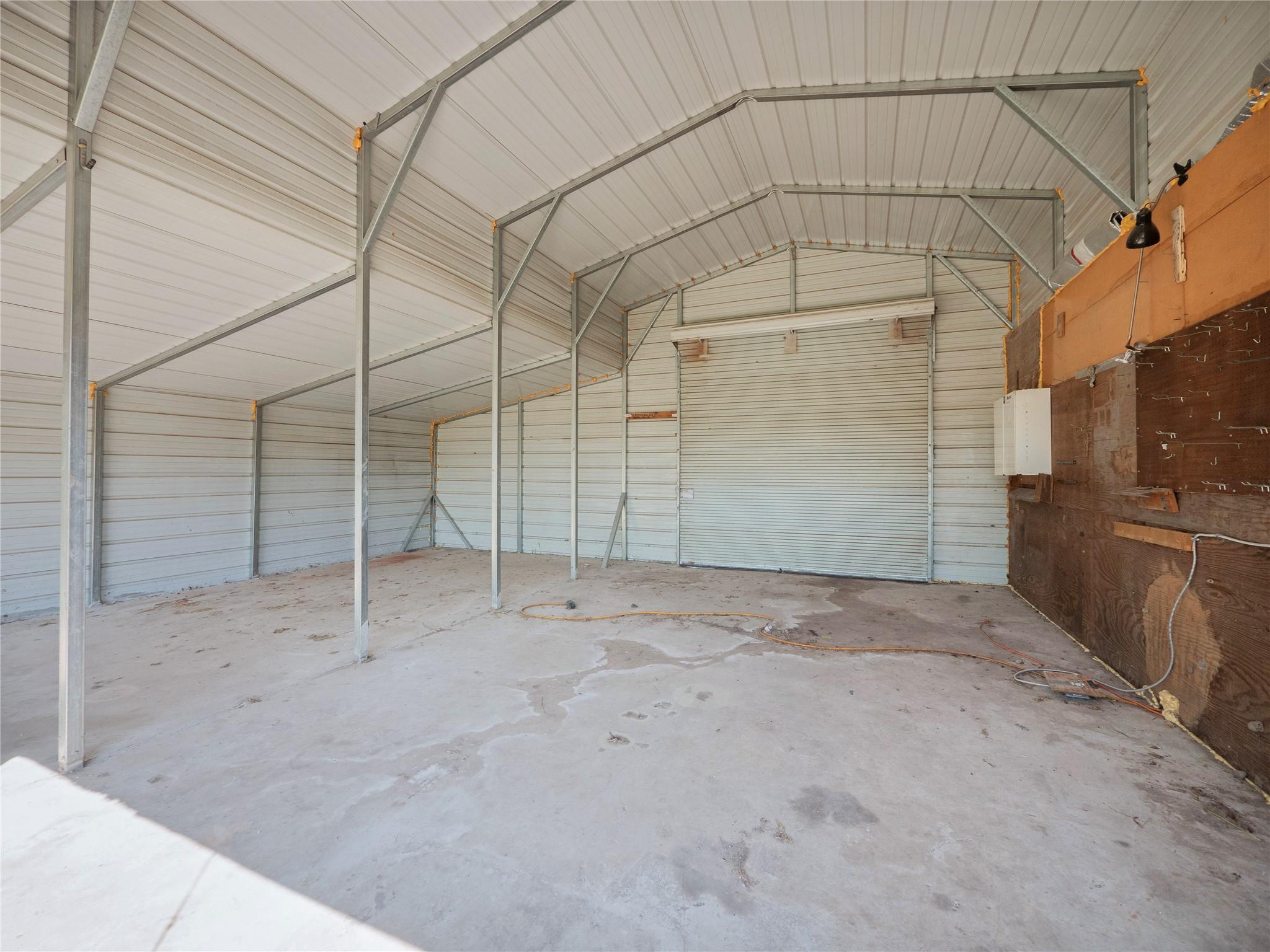 1435 County Road 429, Rockdale, TX 76567