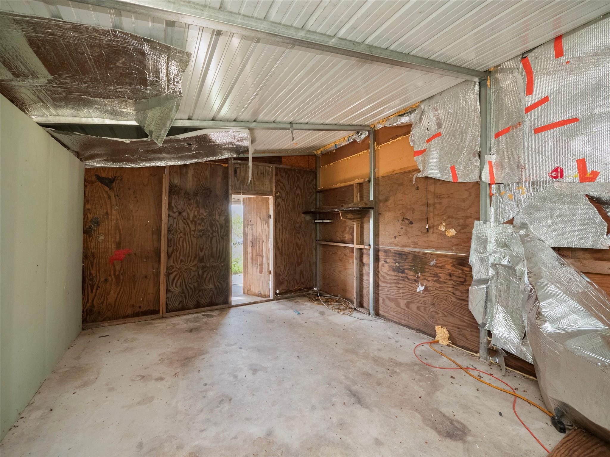 1435 County Road 429, Rockdale, TX 76567