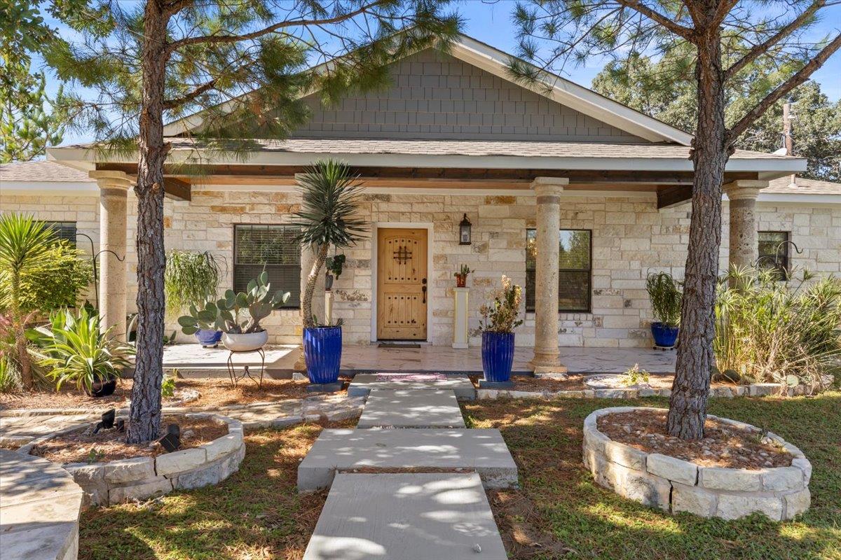 376 Alta Vista Dr, Bastrop, TX 78602