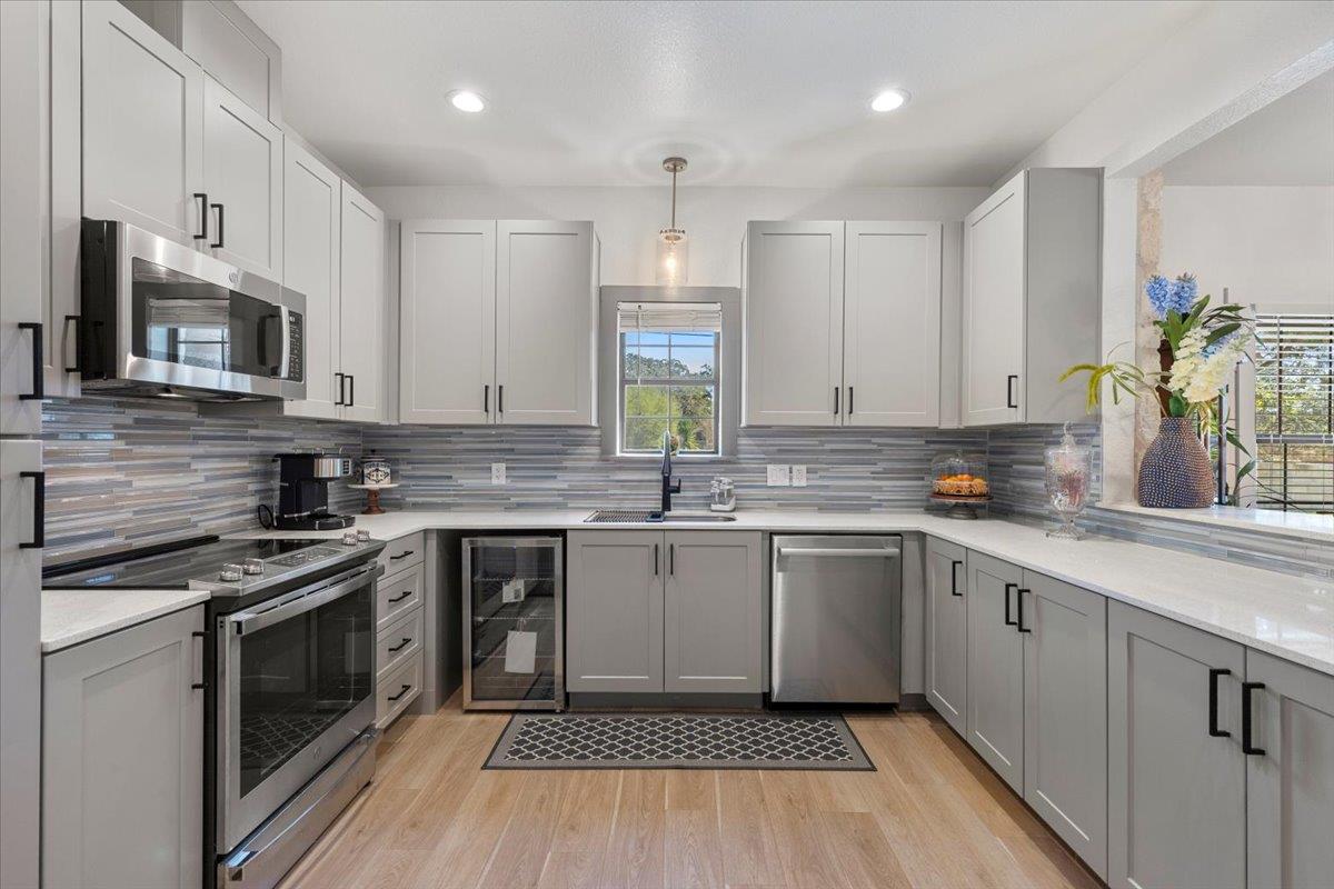 376 Alta Vista Dr, Bastrop, TX 78602