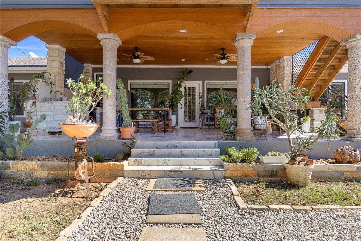 376 Alta Vista Dr, Bastrop, TX 78602