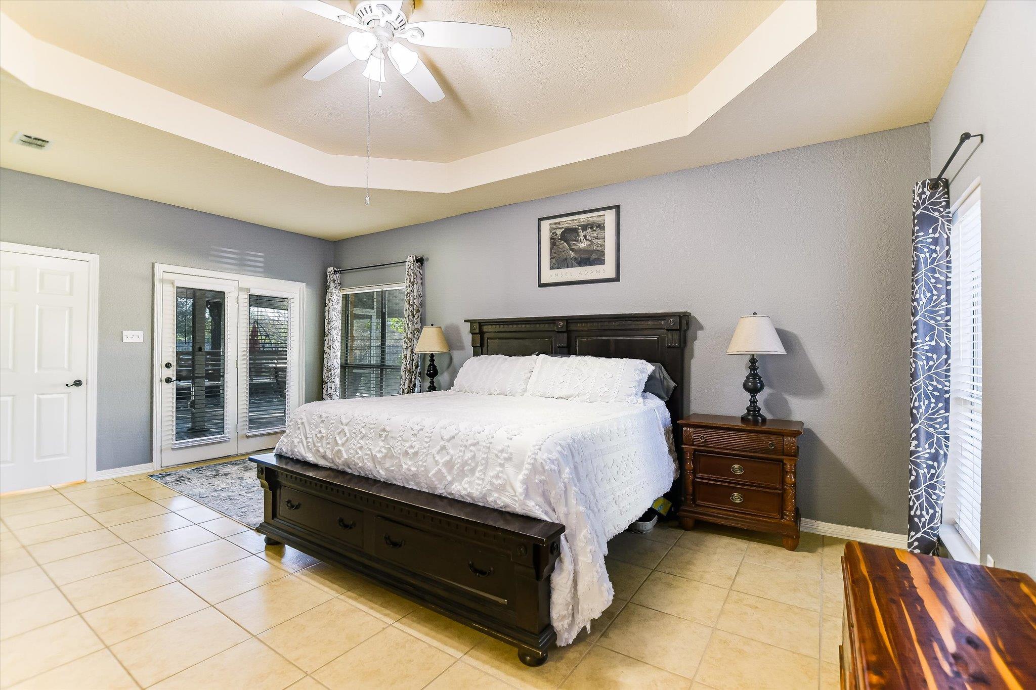 138 Penny Ln, Georgetown, TX 78633