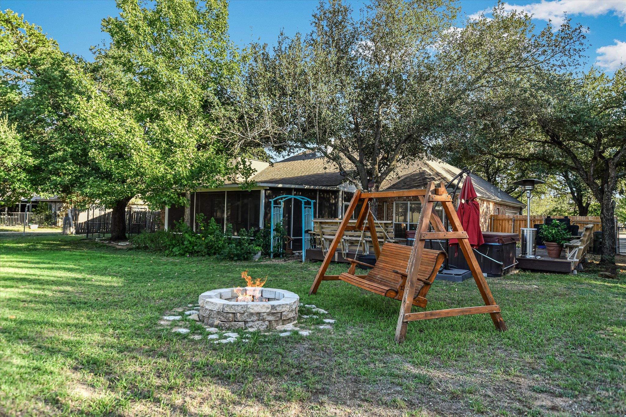 138 Penny Ln, Georgetown, TX 78633