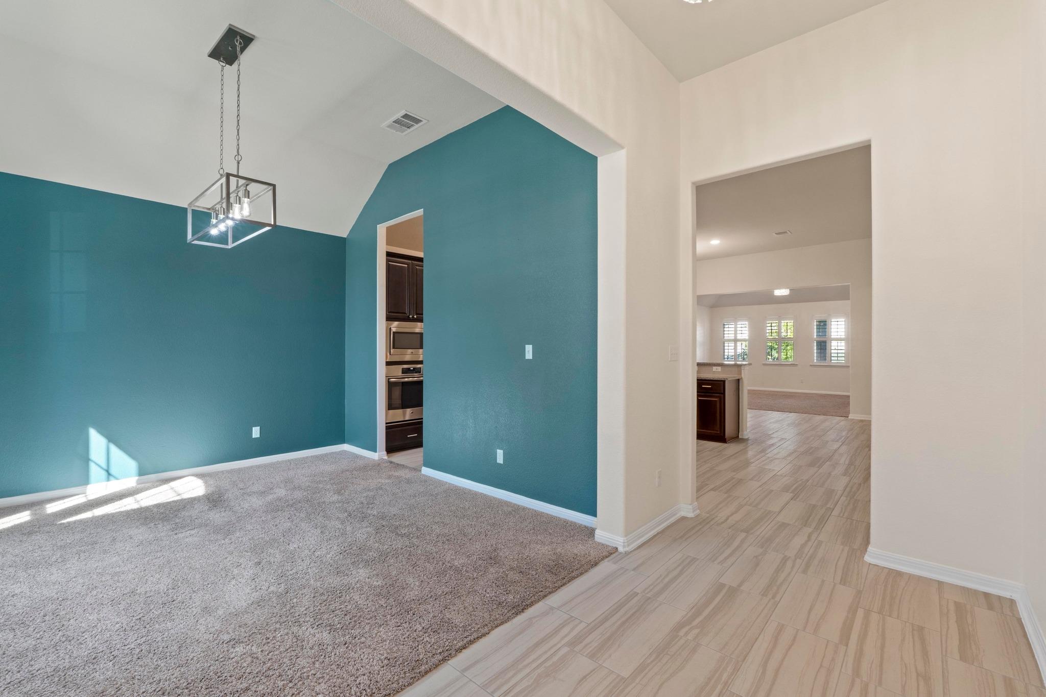 2520 Milan Meadows Dr, Leander, TX 78641