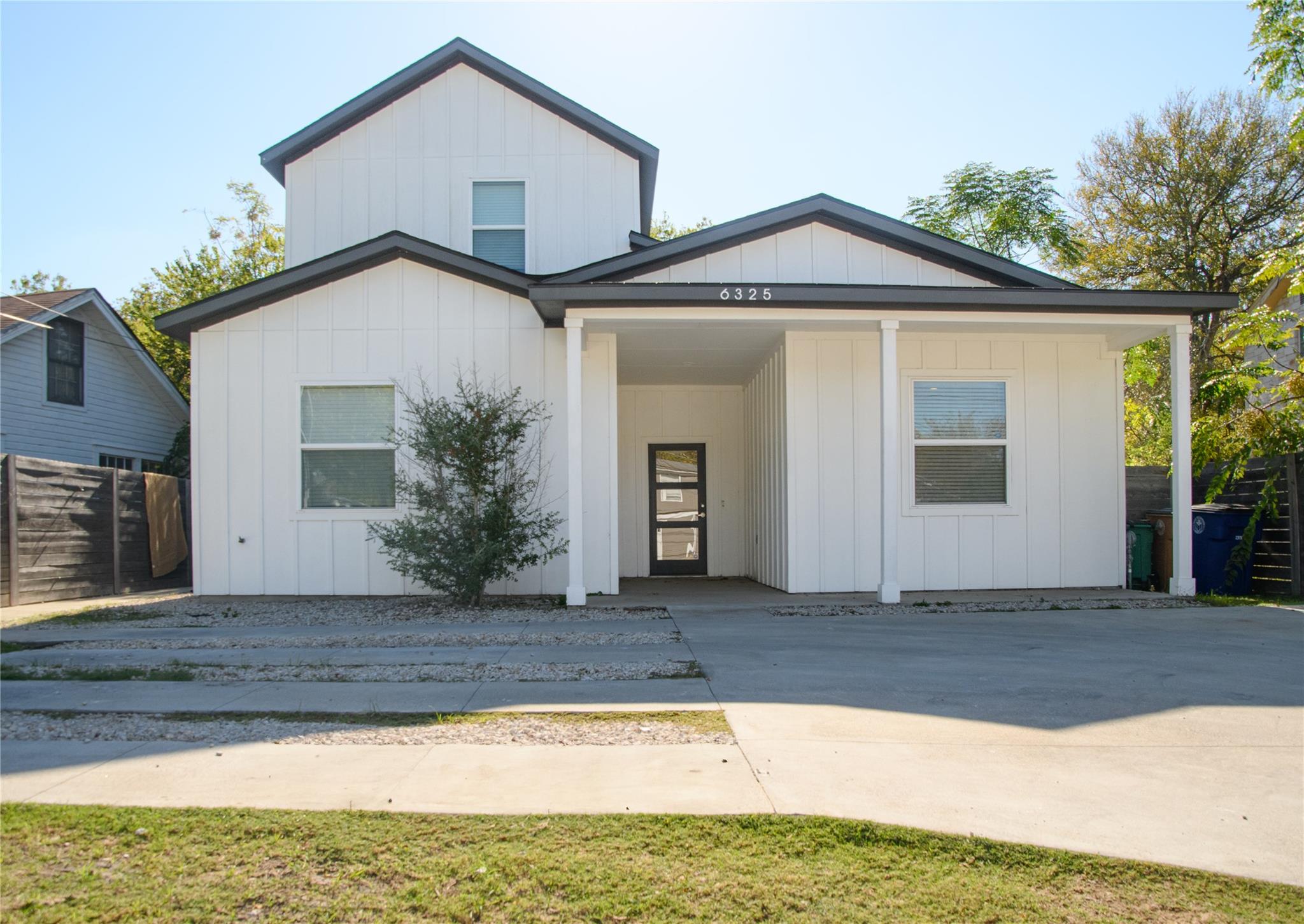 6325 Ponca St # A, Austin, TX 78741