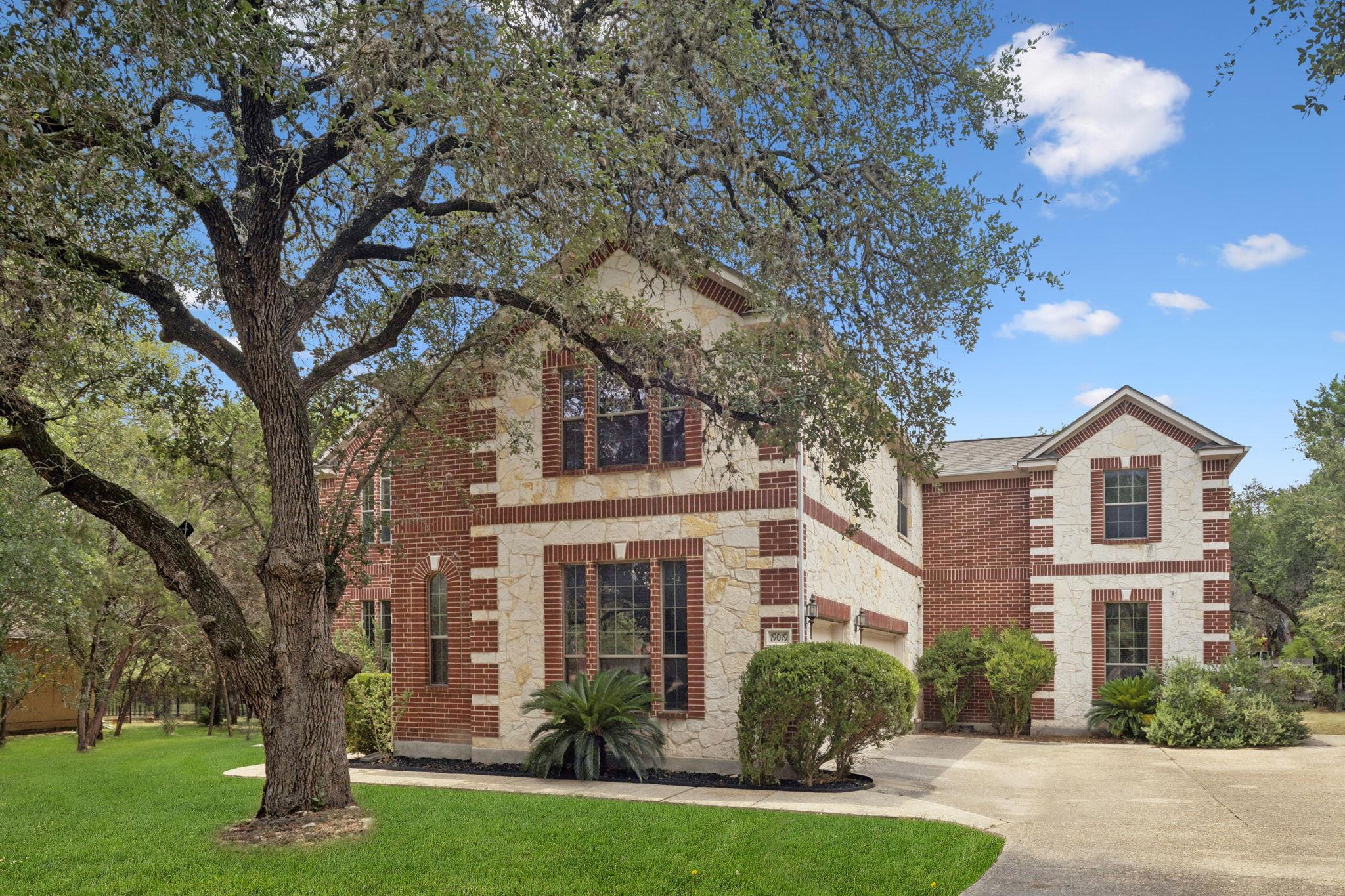 19019 Seminole Pass, San Antonio, TX 78266