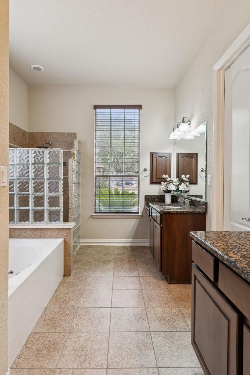 19019 Seminole Pass, San Antonio, TX 78266