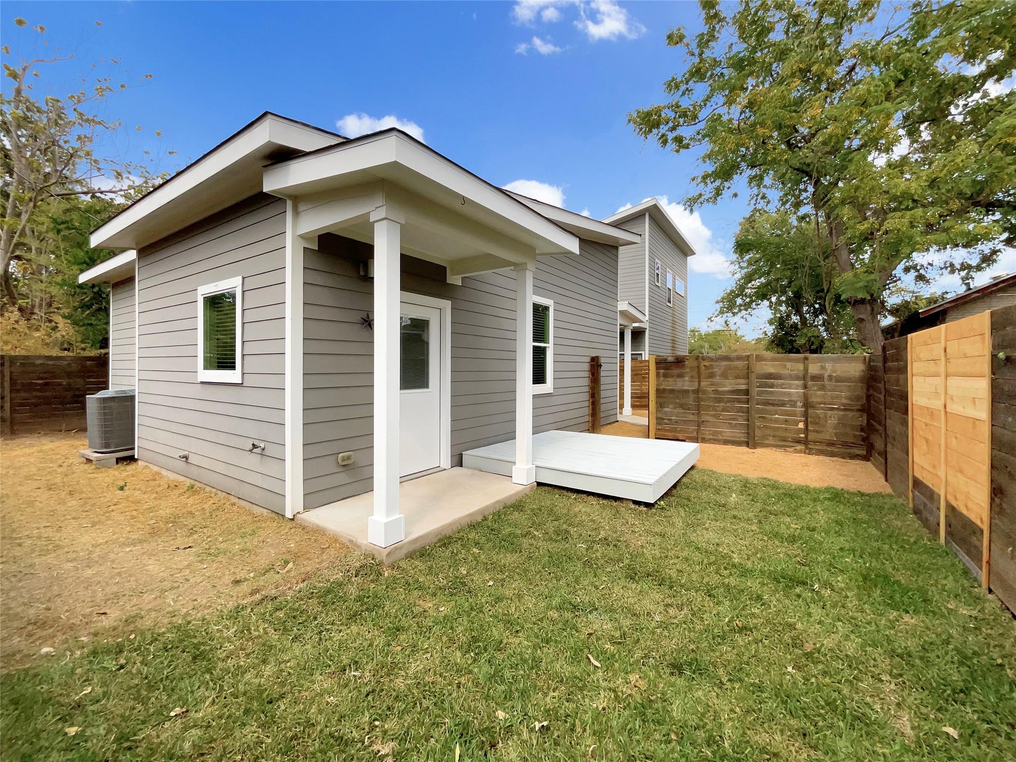 6213 Felix Ave # B, Austin, TX 78741