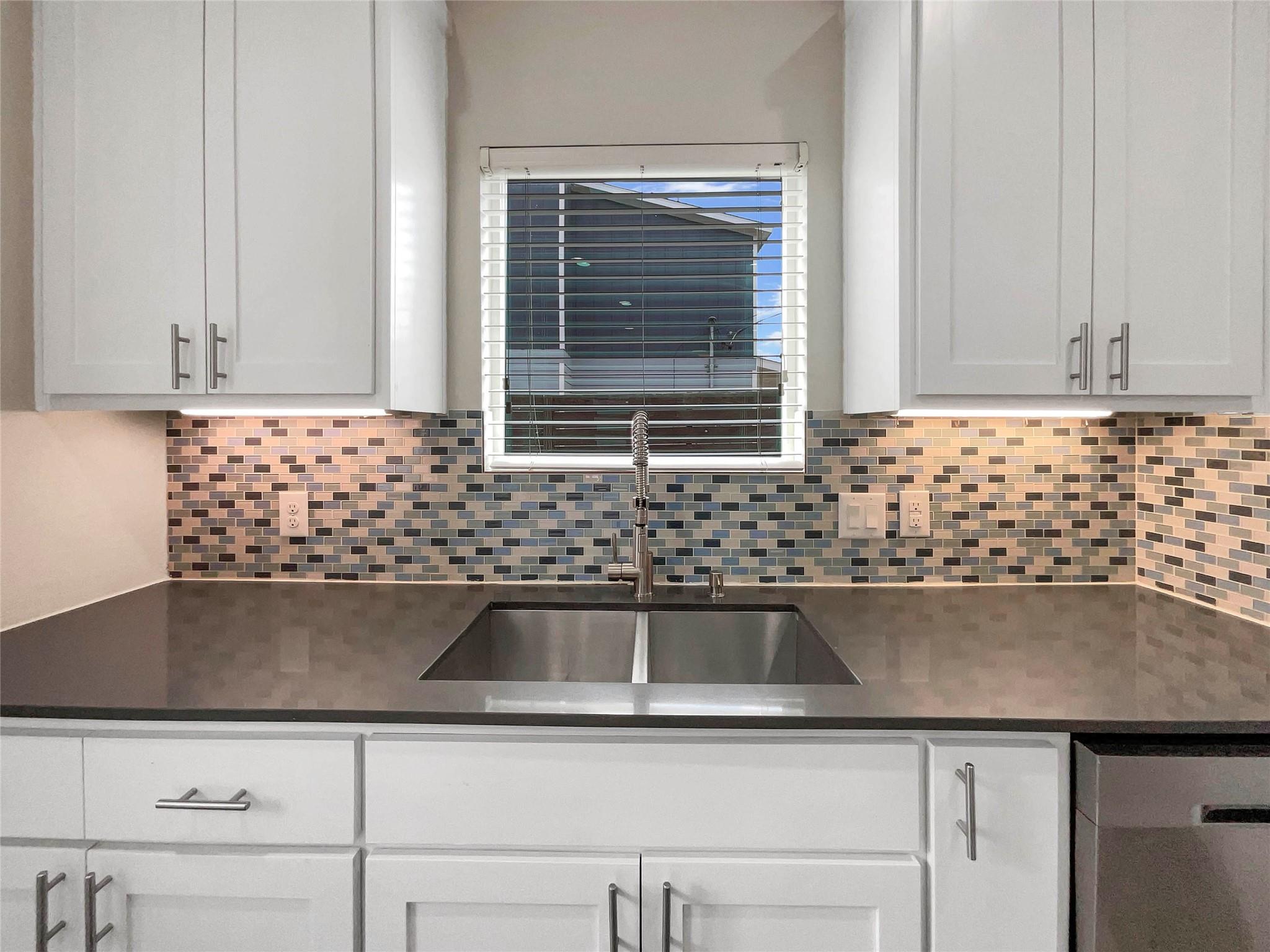 6213 Felix Ave # B, Austin, TX 78741