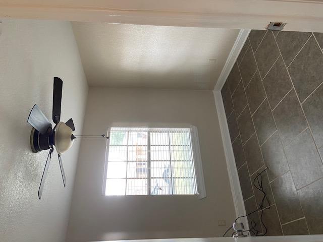 830 Ross Cir, Lockhart, TX 78644