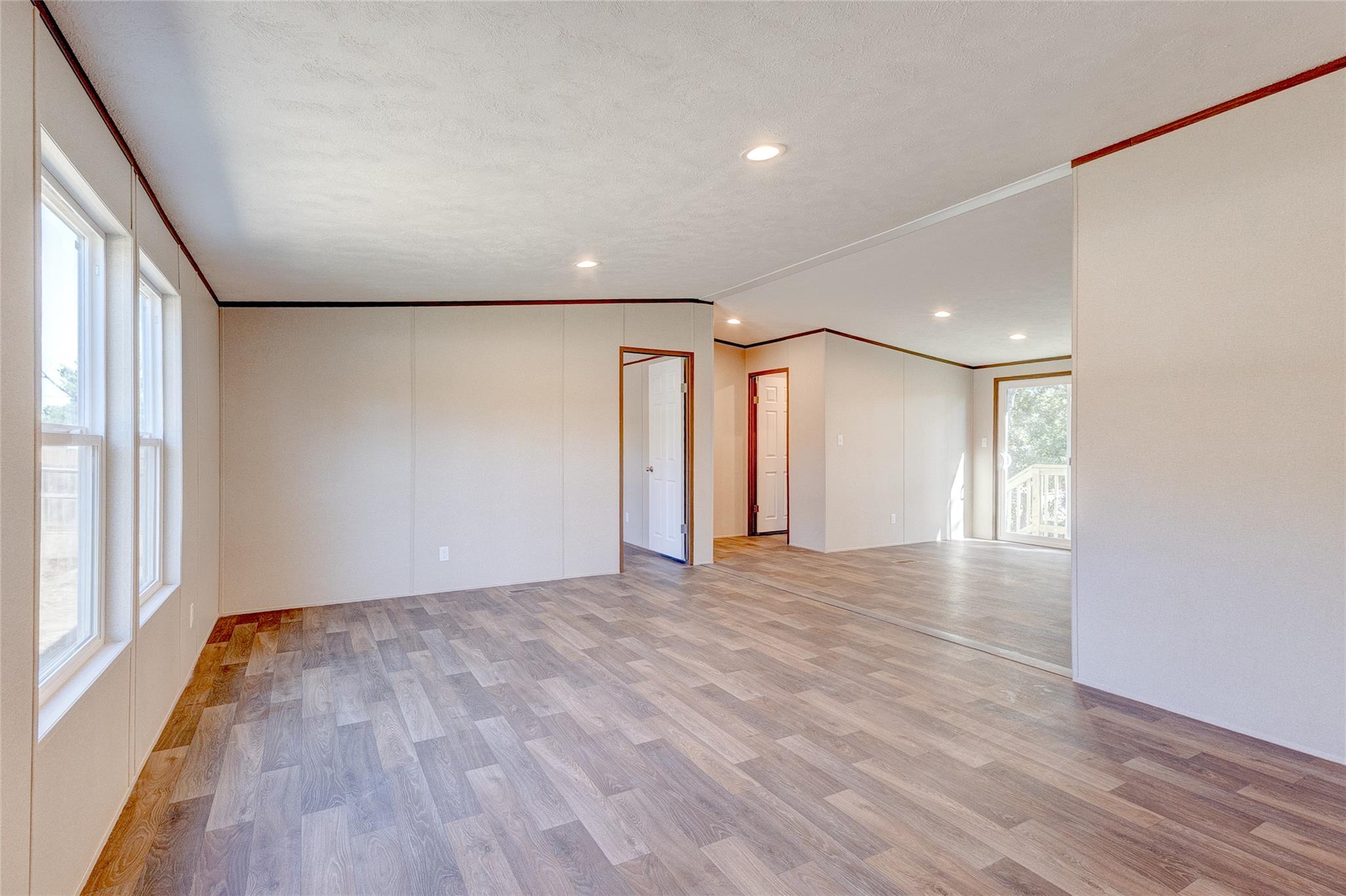 107 Los Cueva Rd, Elgin, TX 78621