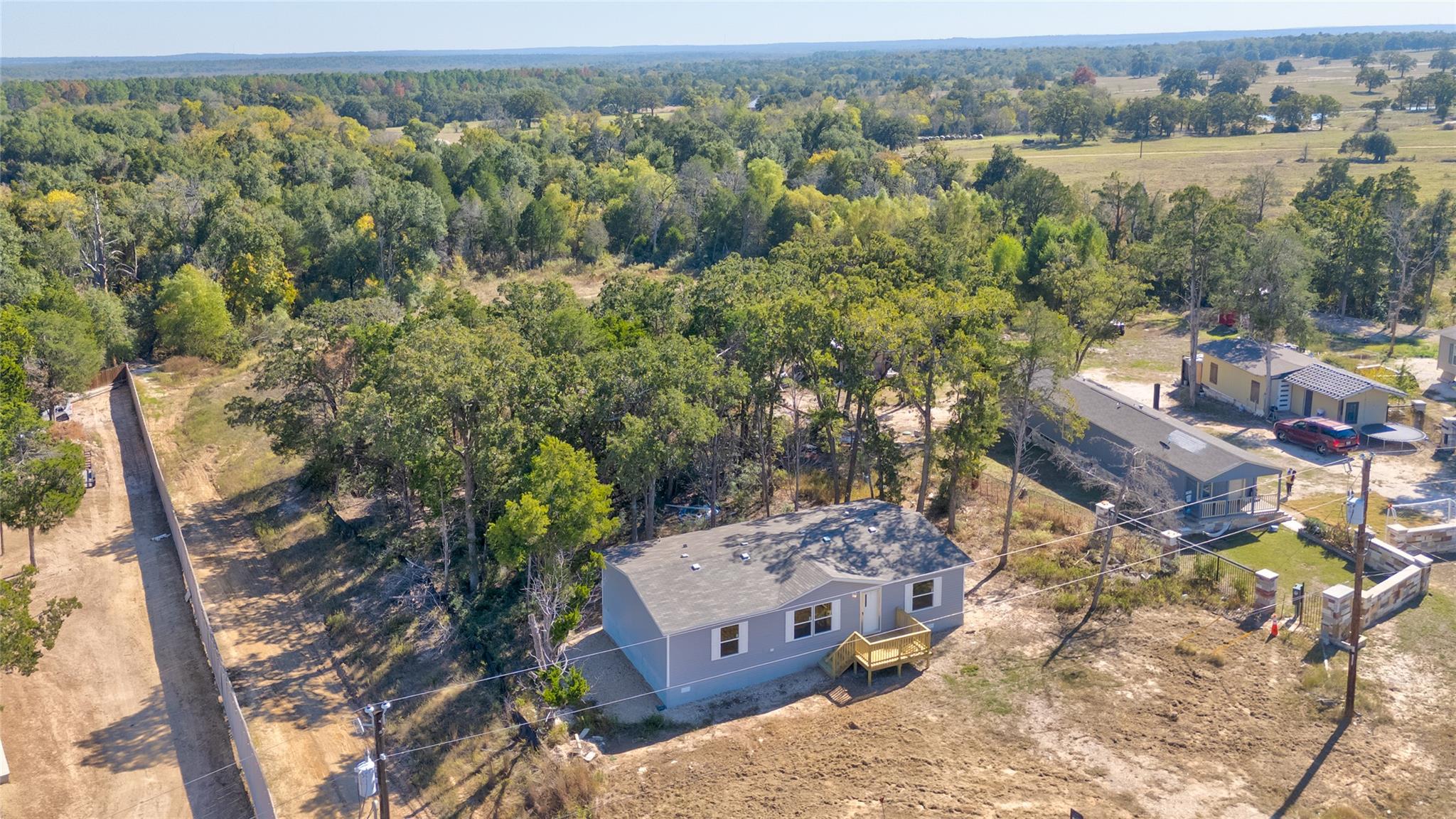 107 Los Cueva Rd, Elgin, TX 78621