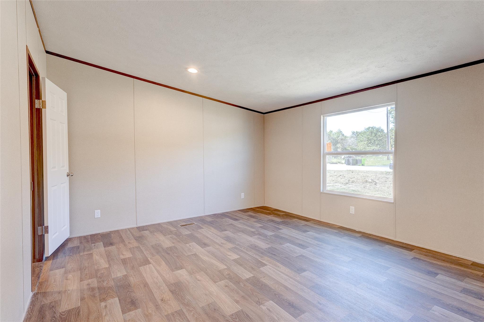 107 Los Cueva Rd, Elgin, TX 78621