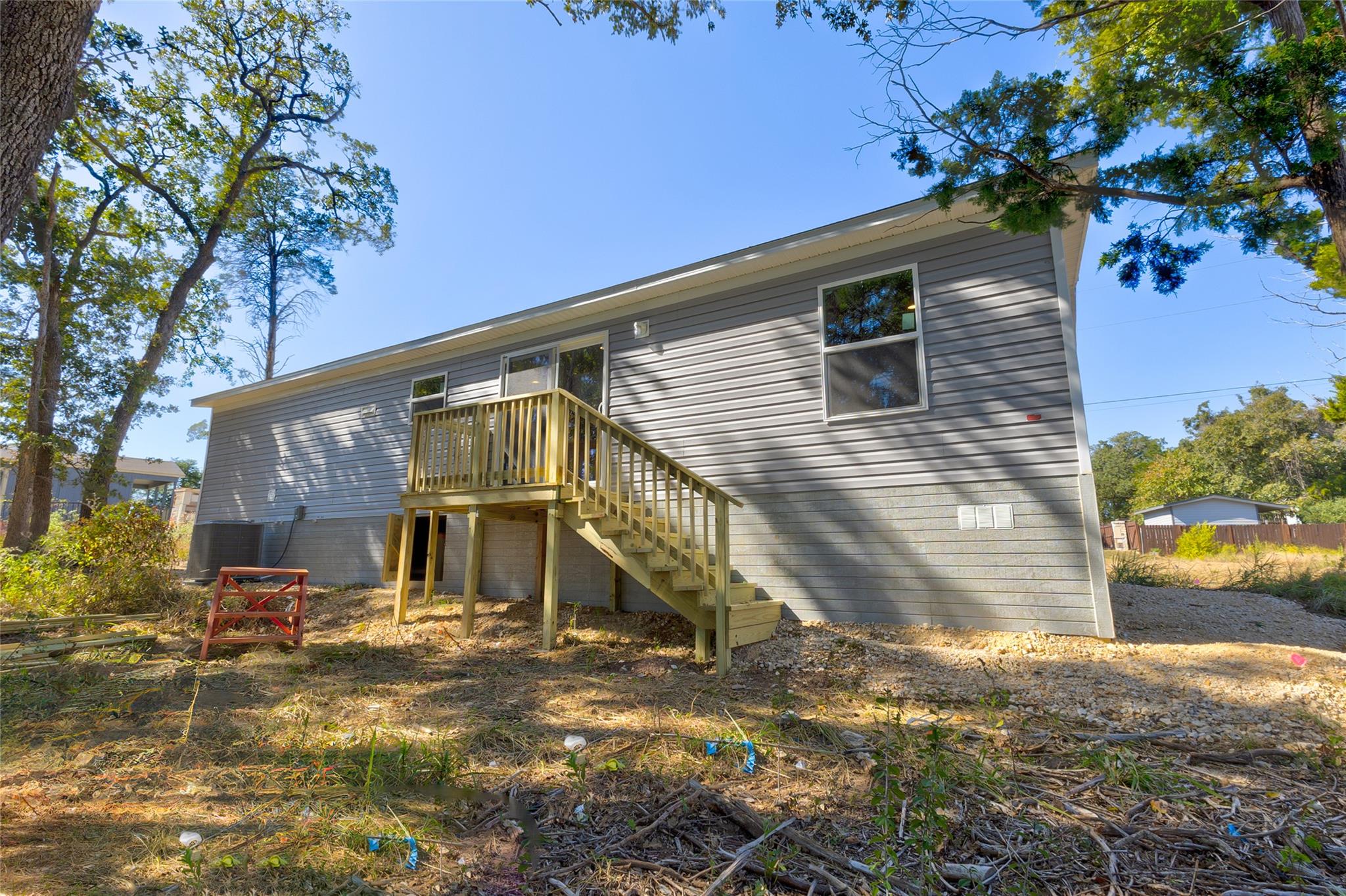 107 Los Cueva Rd, Elgin, TX 78621