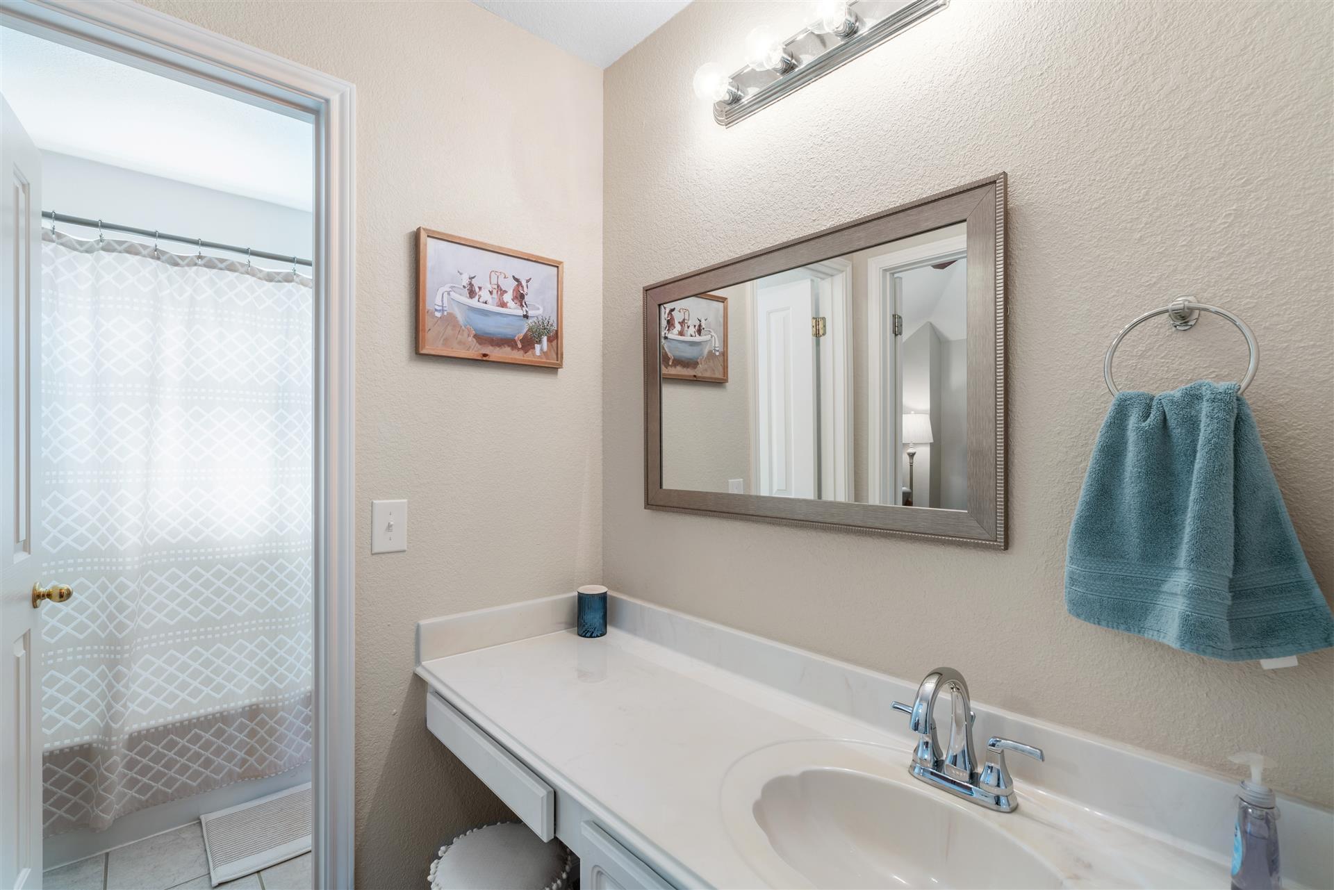 103 E Oxford Dr, Pflugerville, TX 78660