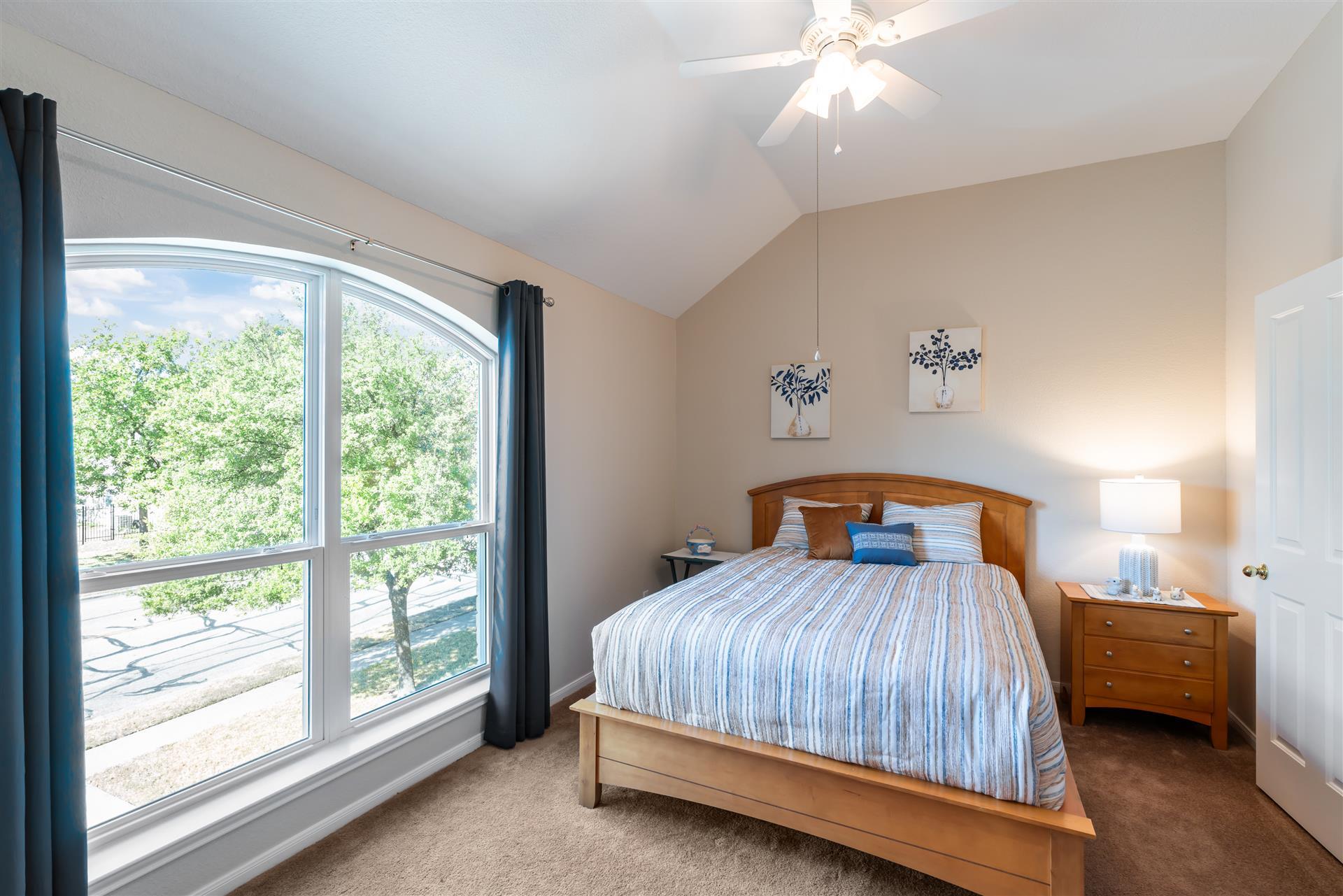 103 E Oxford Dr, Pflugerville, TX 78660