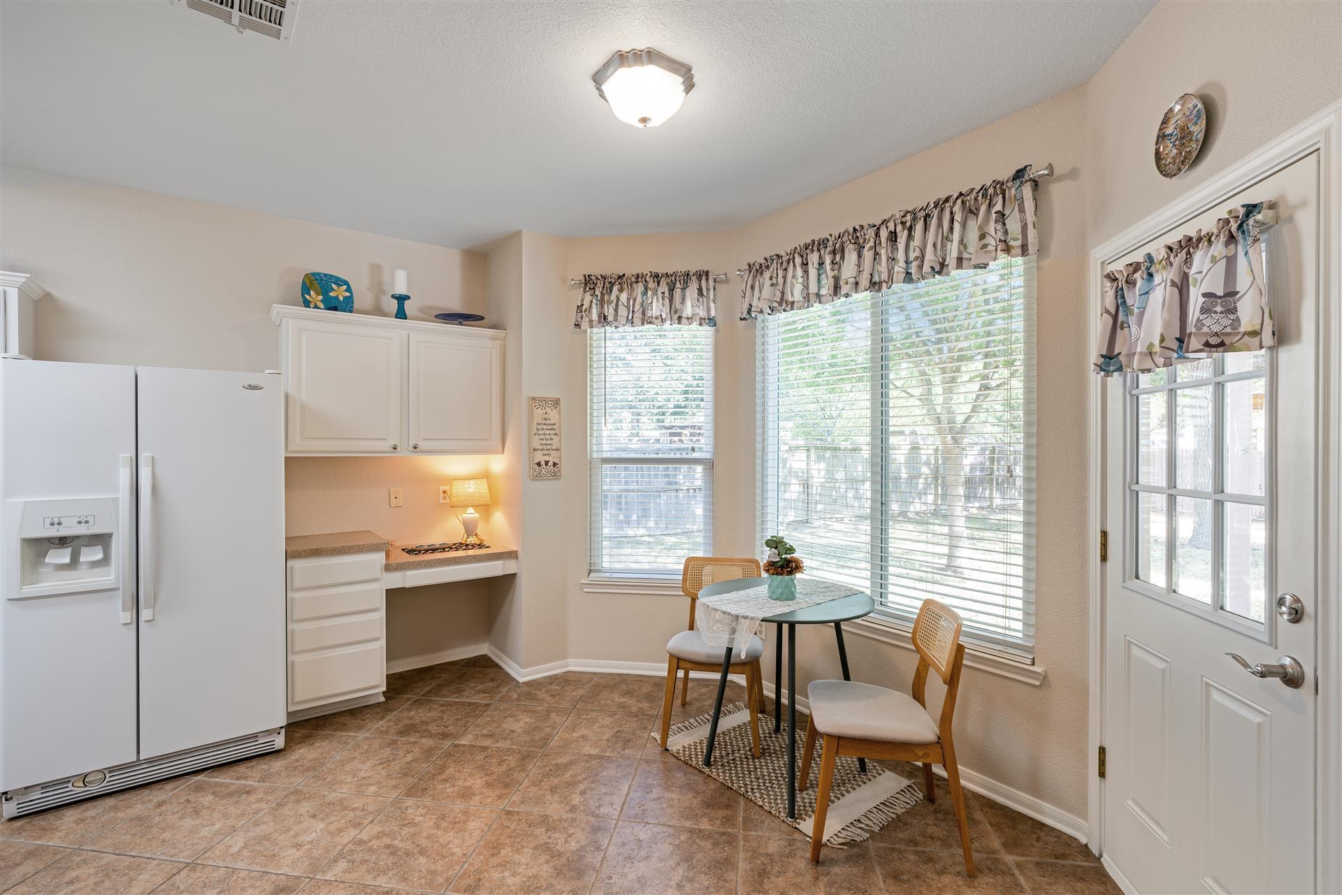 103 E Oxford Dr, Pflugerville, TX 78660