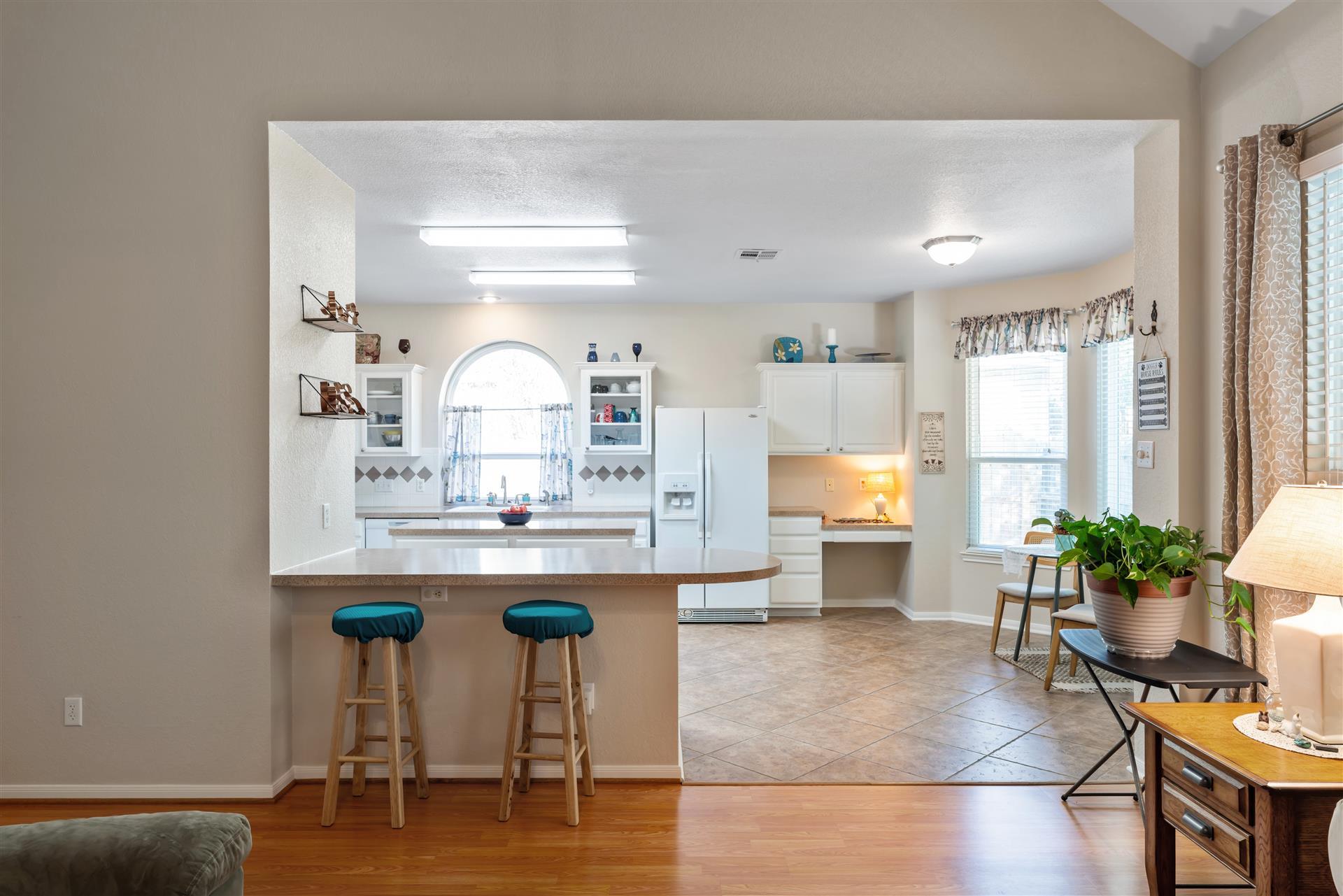 103 E Oxford Dr, Pflugerville, TX 78660