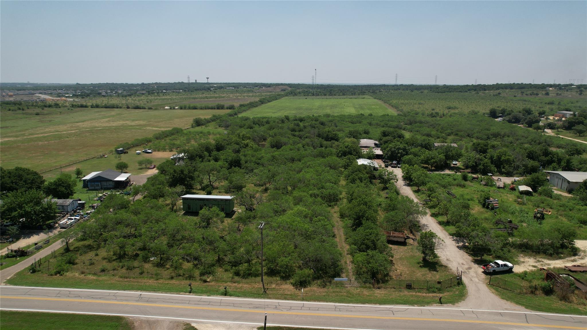 6144 Turnersville Rd, Creedmoor, TX 78610