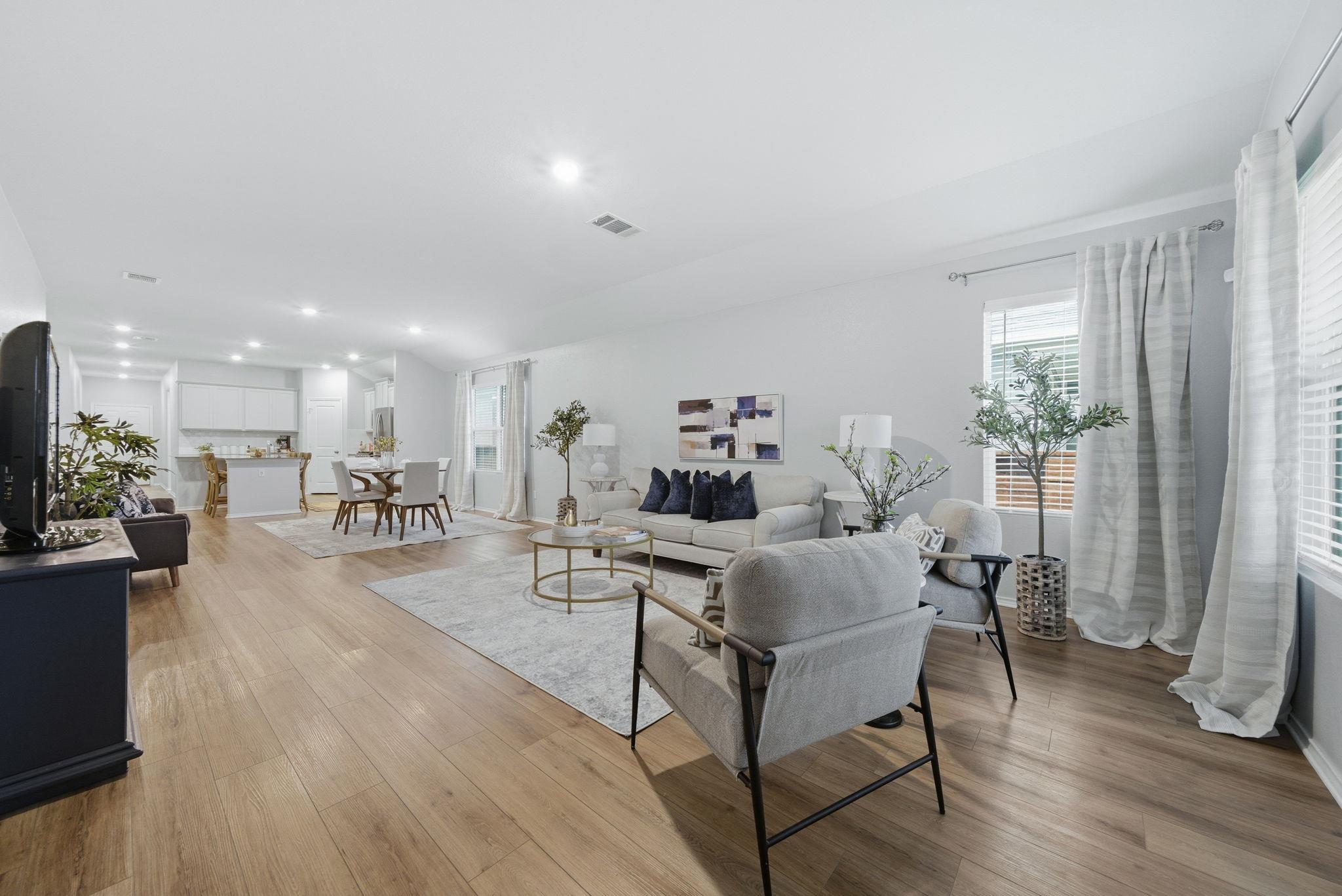 371 Jack Ryan St, Kyle, TX 78640