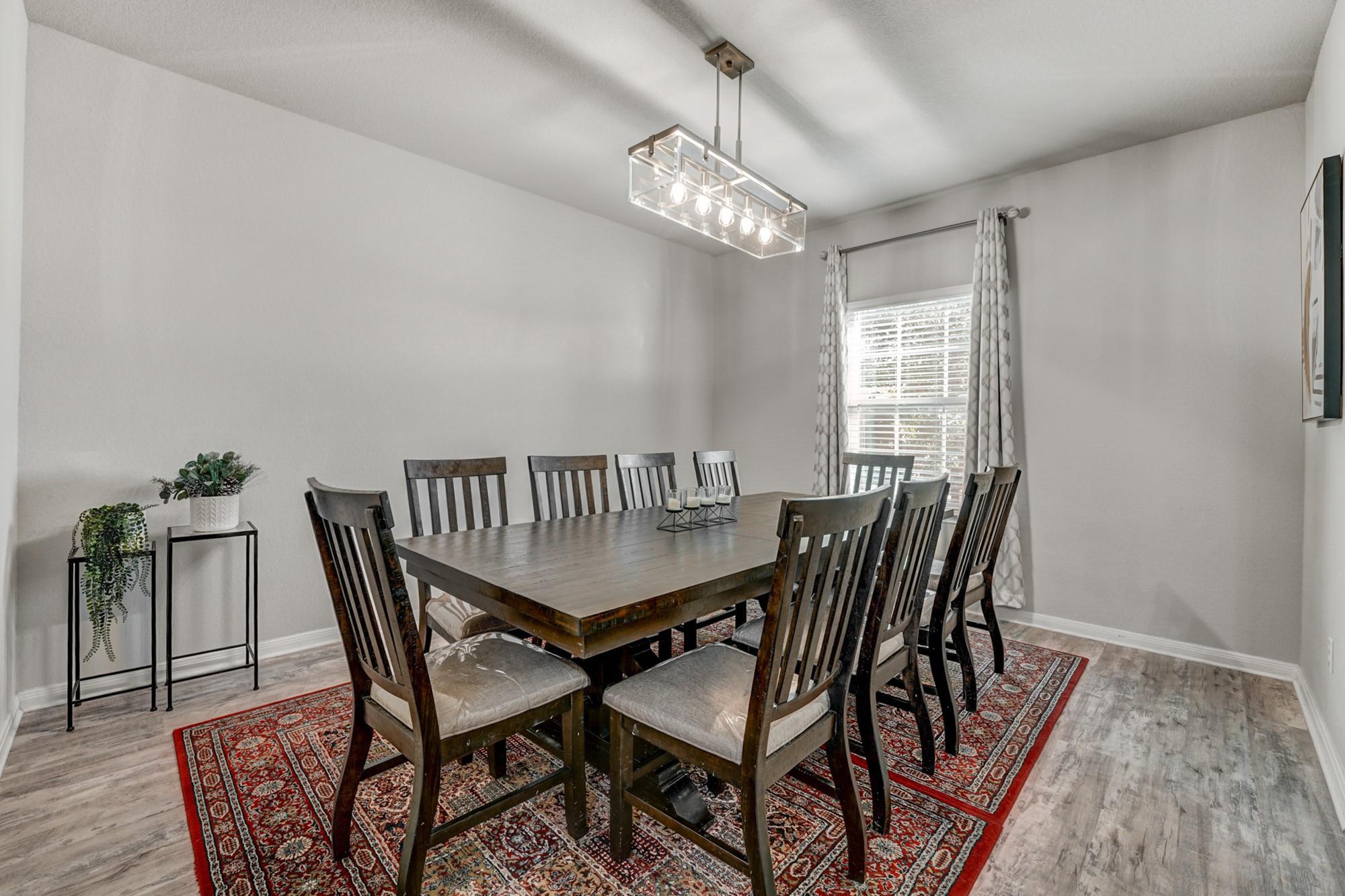 633 Donegal Ln, Georgetown, TX 78626