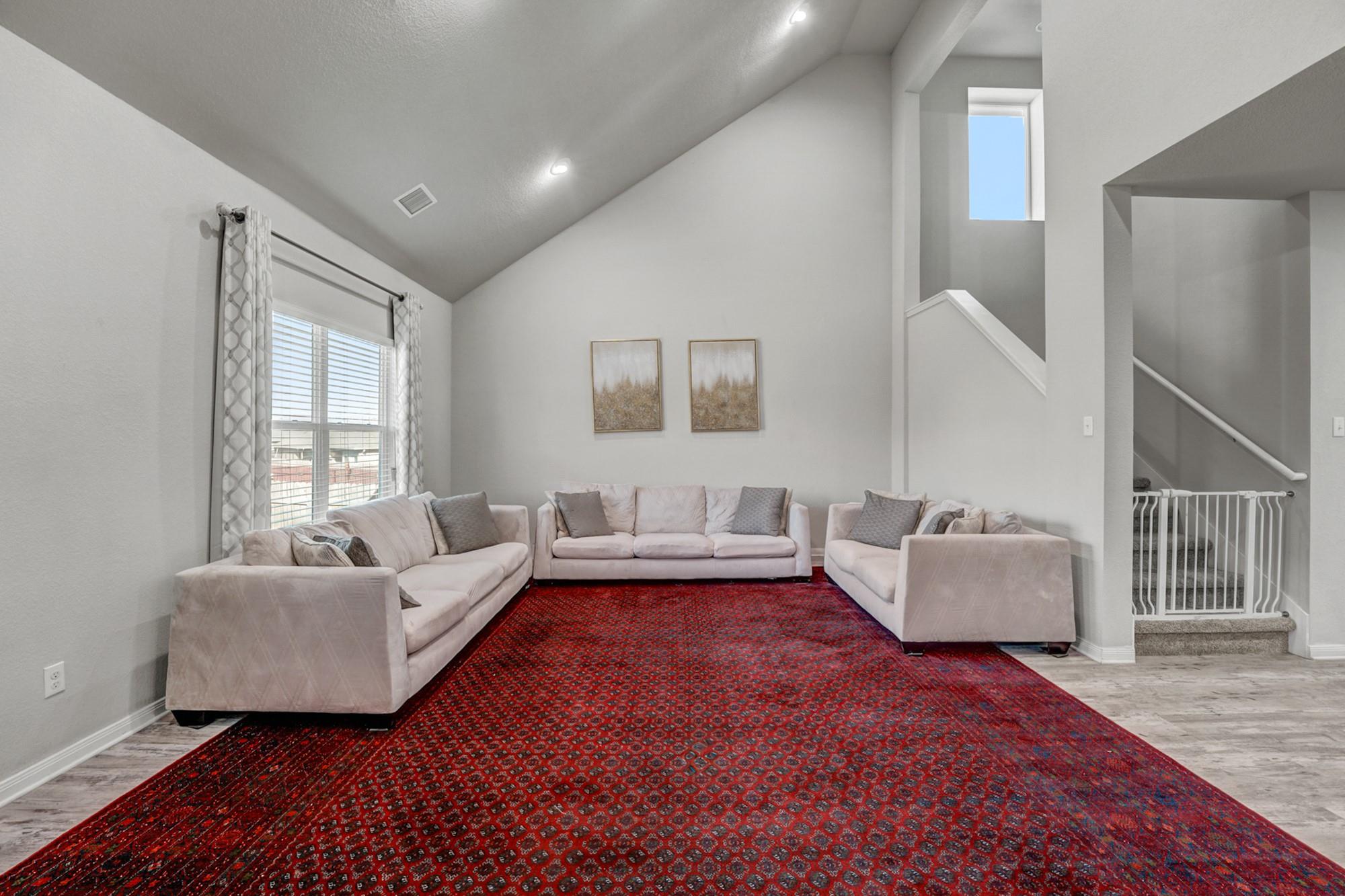 633 Donegal Ln, Georgetown, TX 78626