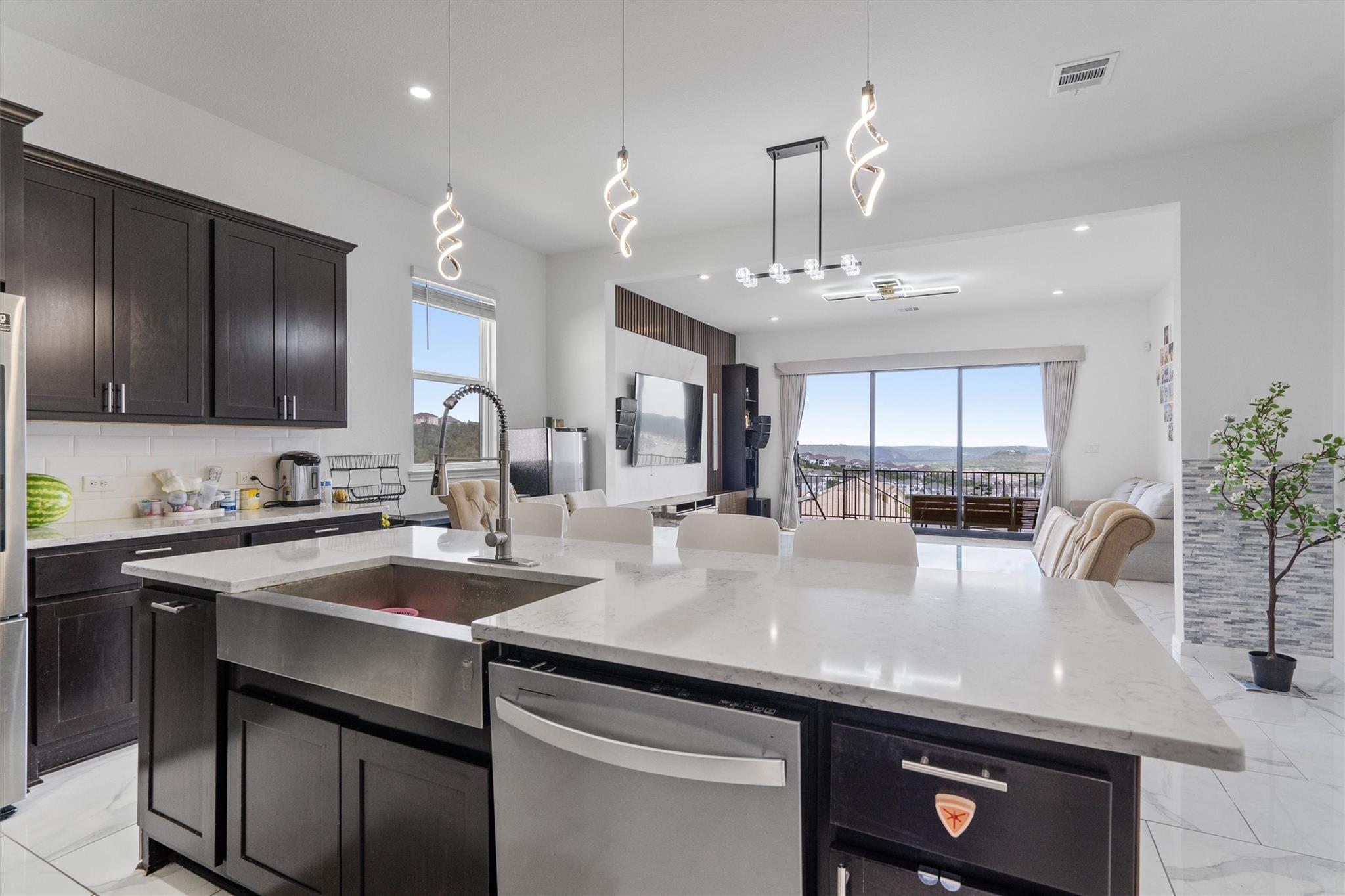 1332 Al Fresco Cv, Leander, TX 78641