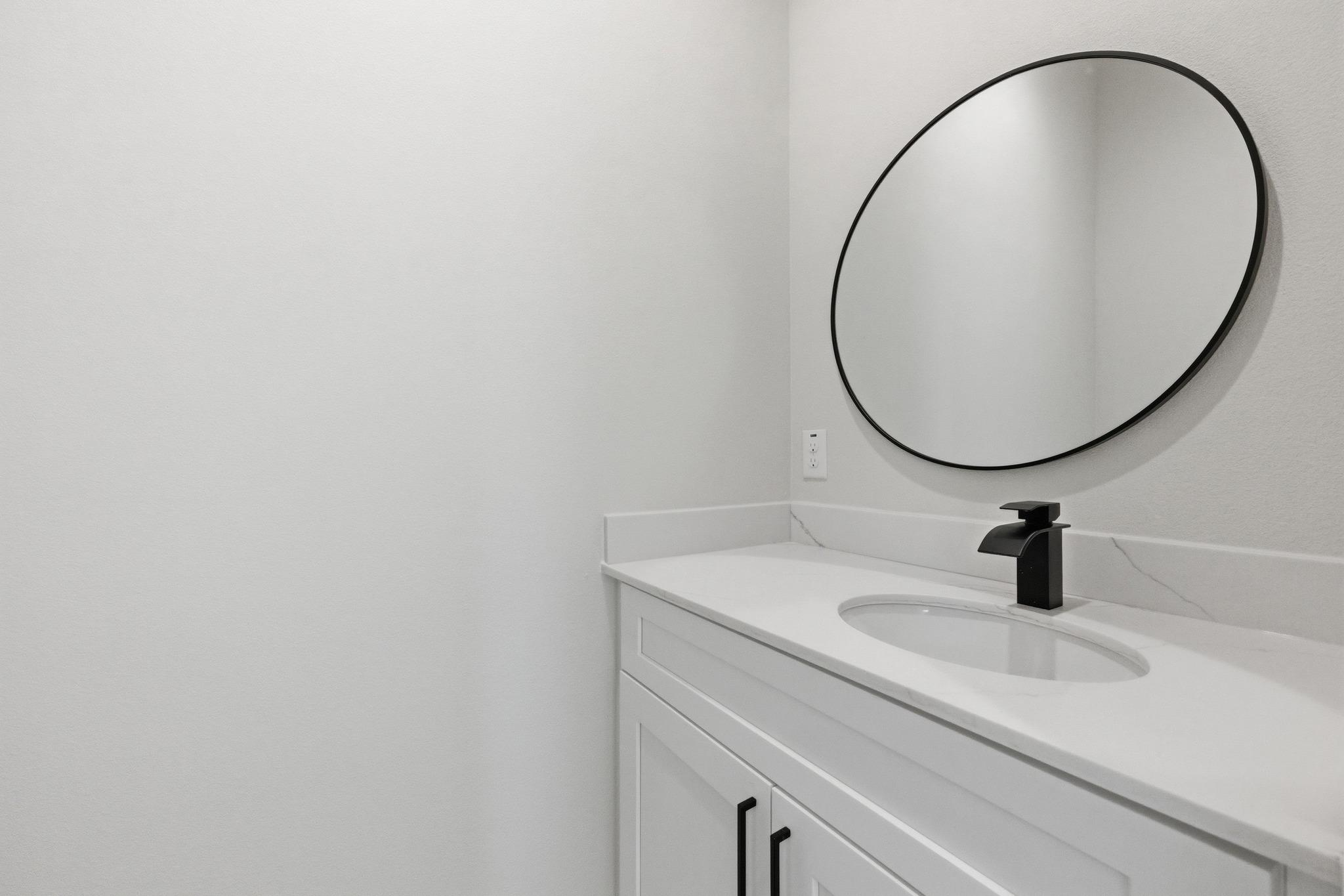 2309 Montopolis Dr # 6, Austin, TX 78741