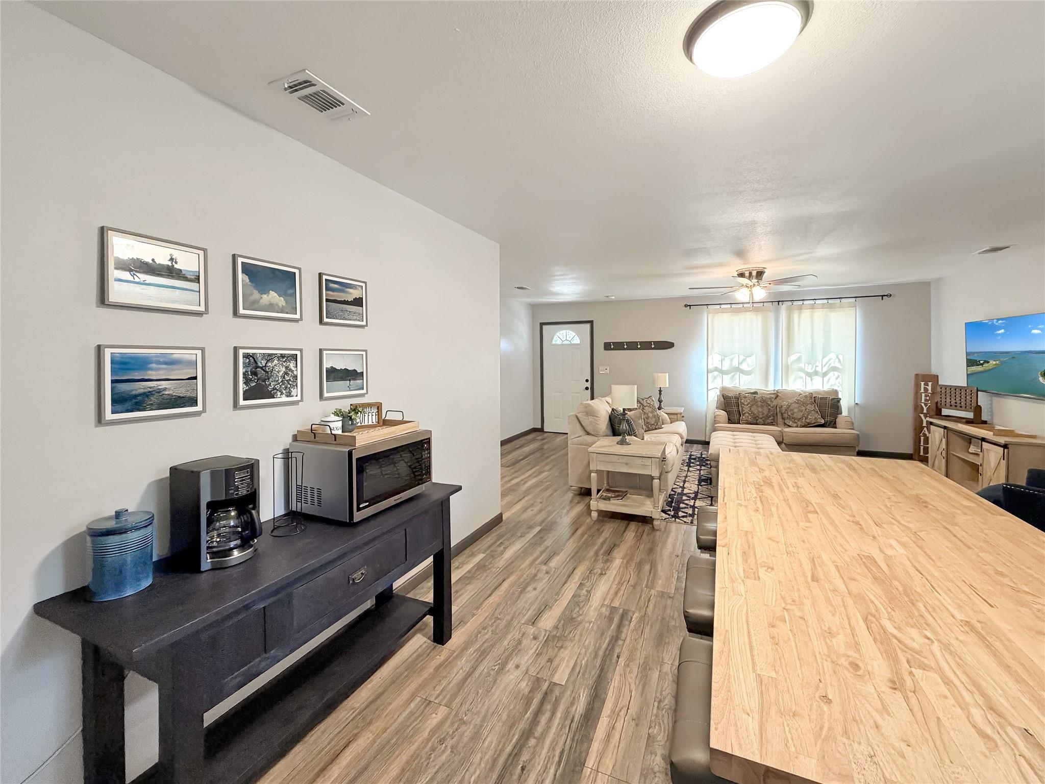 1647 Westview Court Dr, Canyon Lake, TX 78133