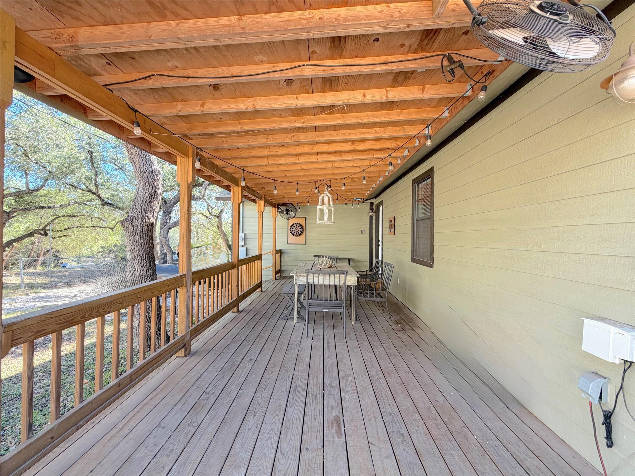 1647 Westview Court Dr, Canyon Lake, TX 78133