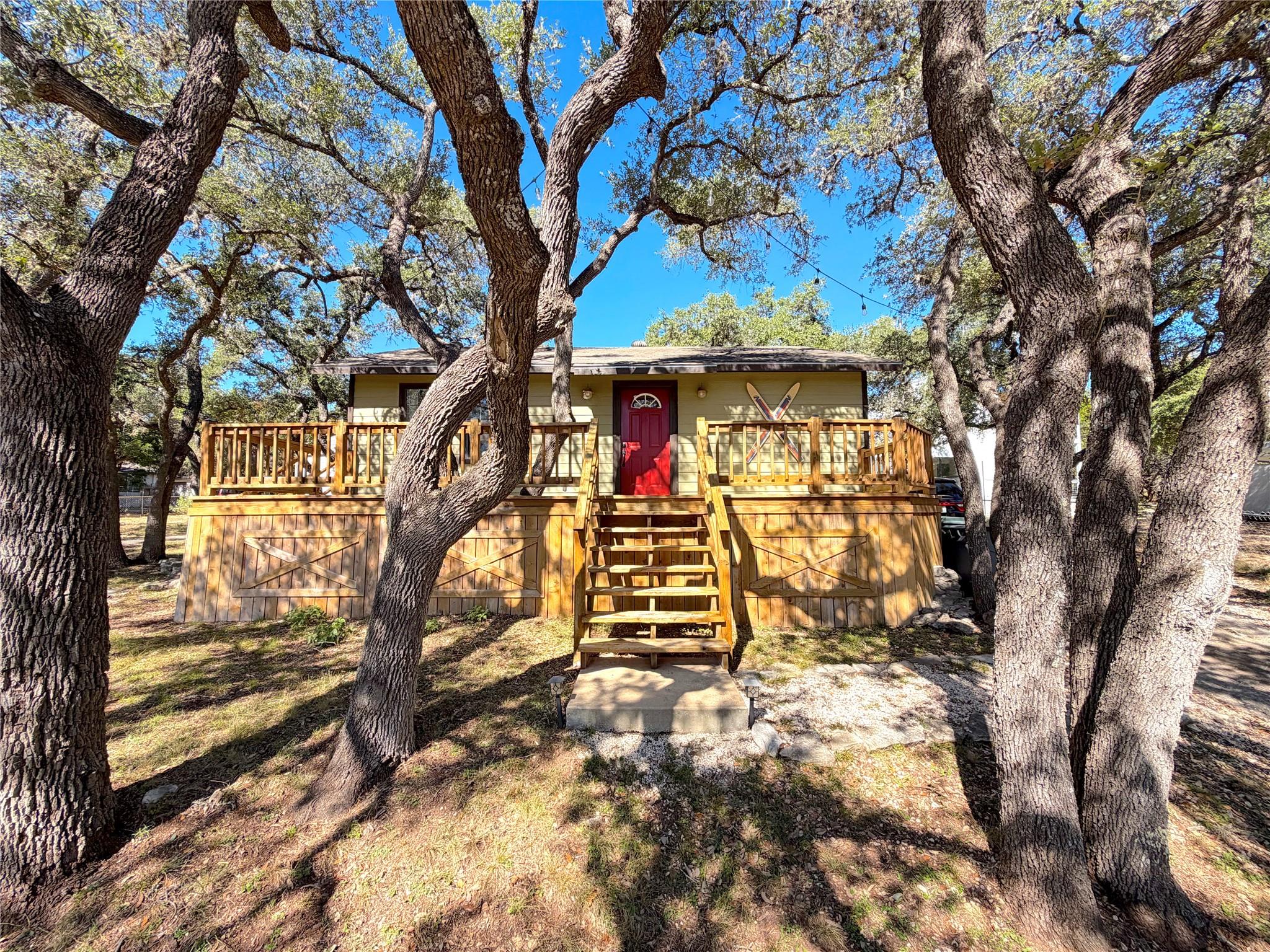 1647 Westview Court Dr, Canyon Lake, TX 78133