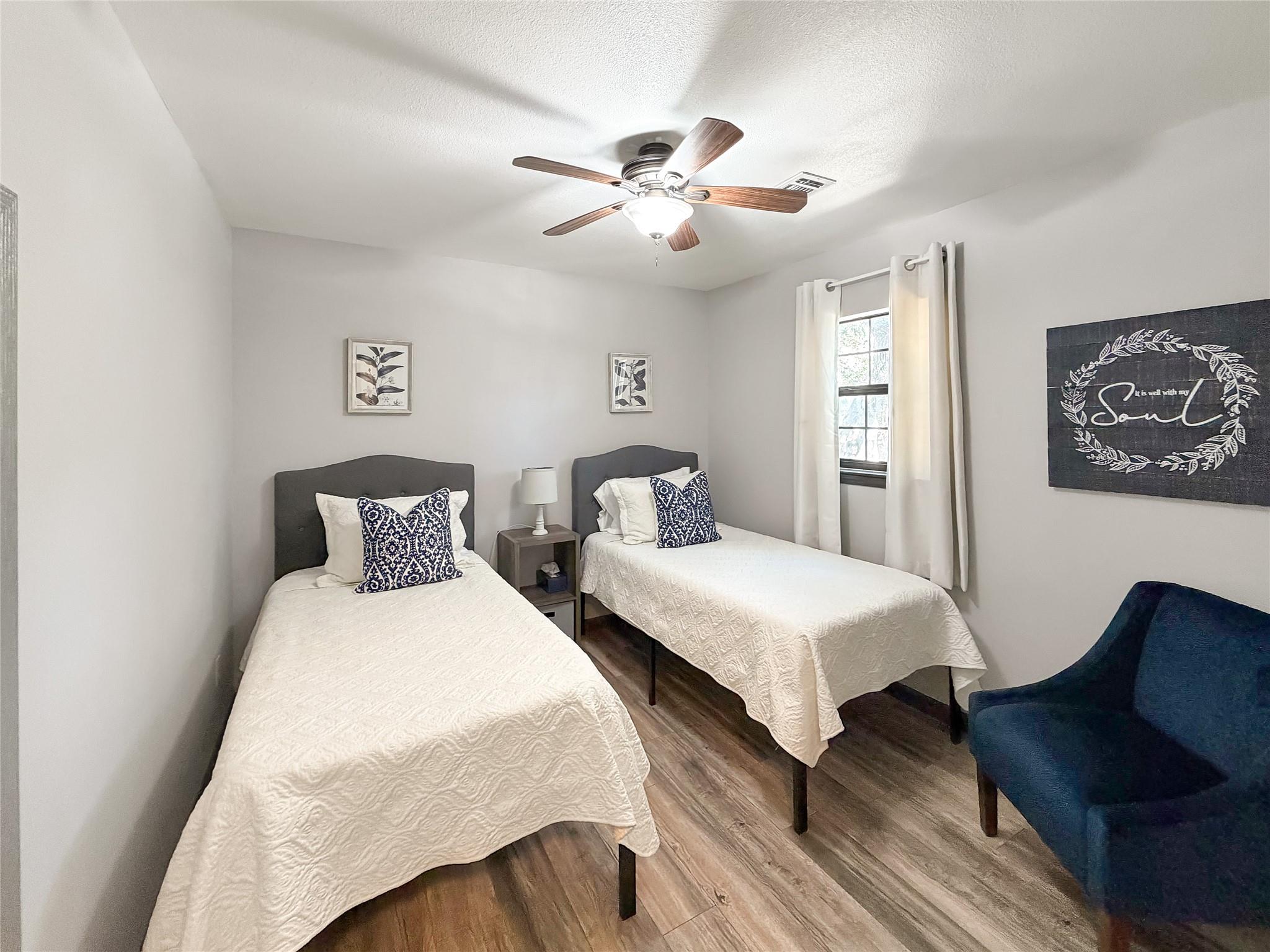 1647 Westview Court Dr, Canyon Lake, TX 78133