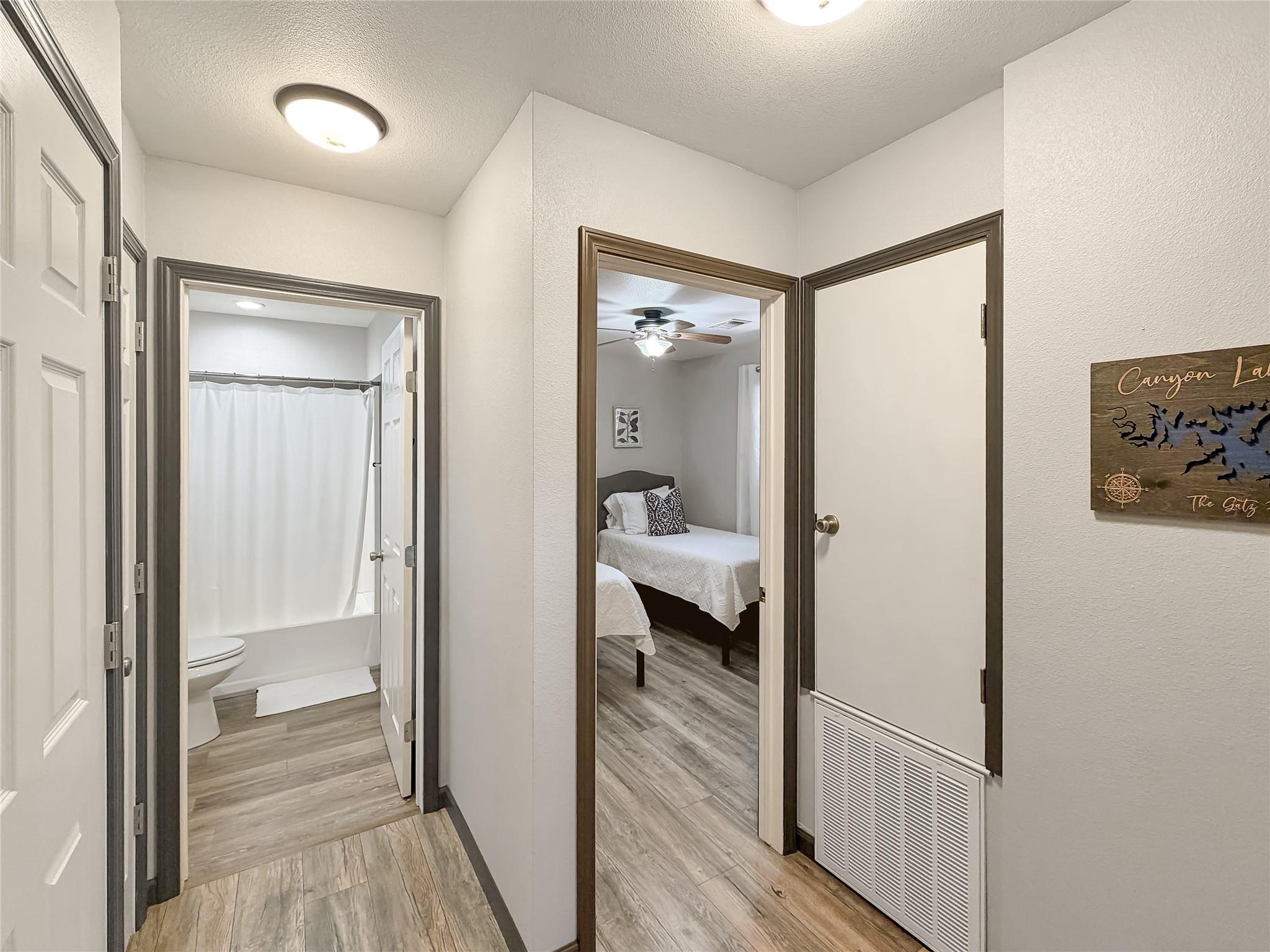 1647 Westview Court Dr, Canyon Lake, TX 78133