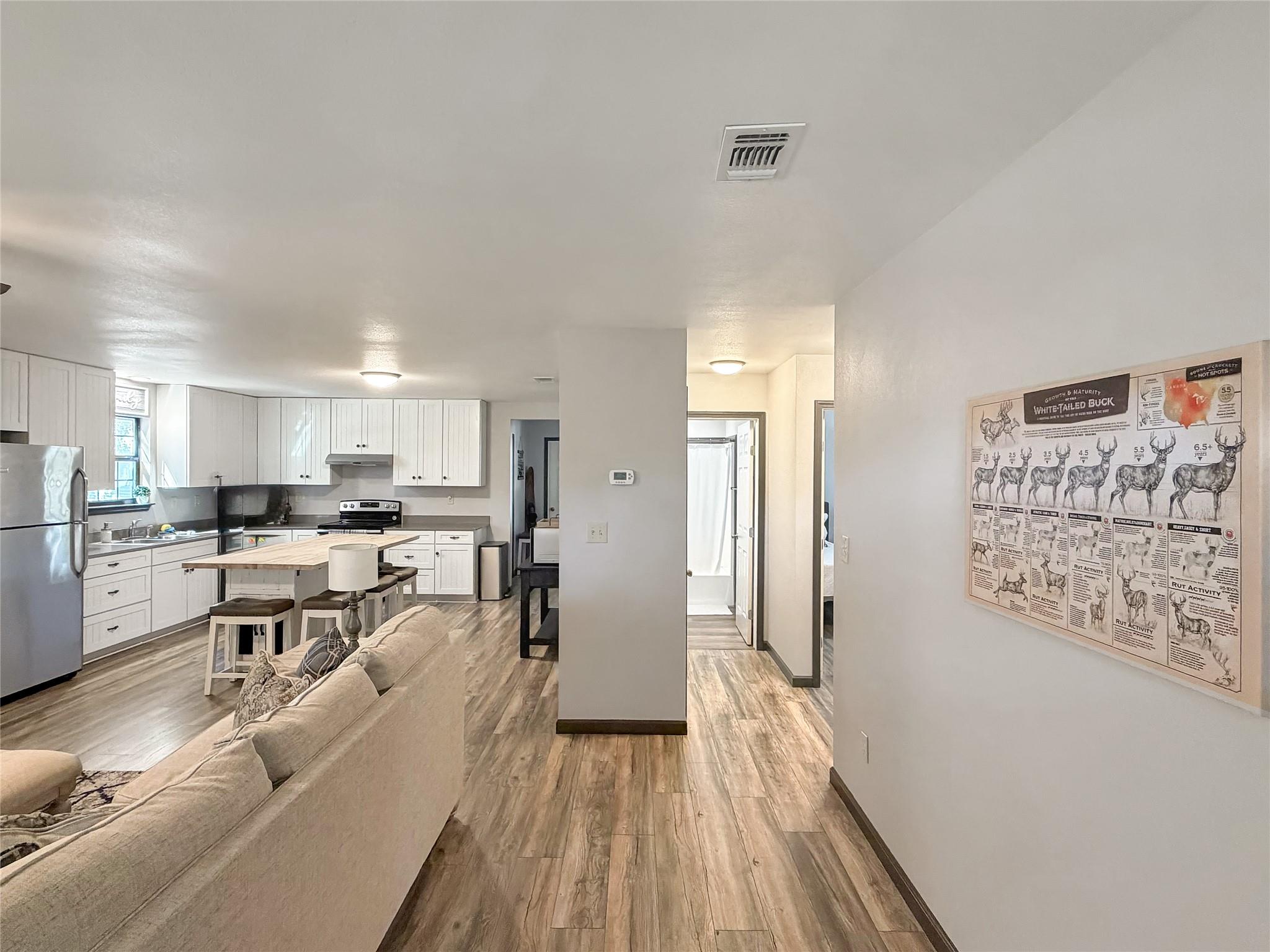 1647 Westview Court Dr, Canyon Lake, TX 78133